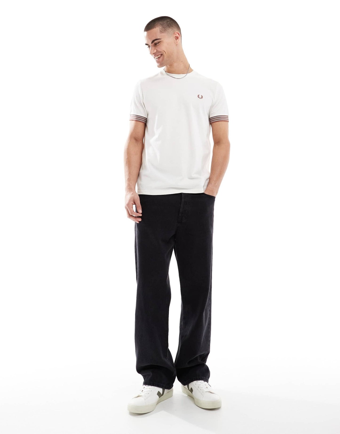 Fred Perry relaxed t-shirt in light beige with striped sleeve cuff - ASOS Sample Sale EU Store