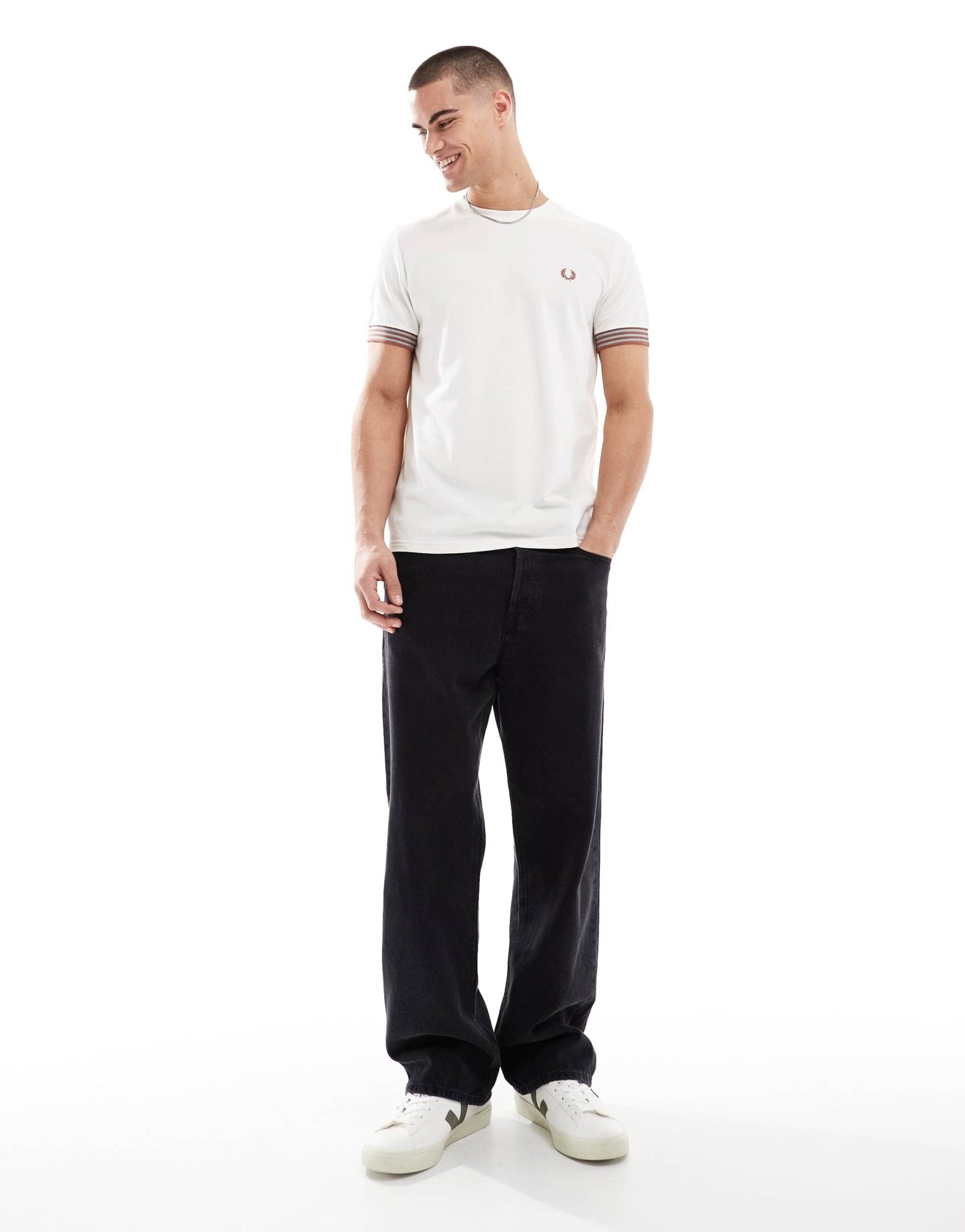 Fred Perry relaxed t-shirt in light beige with striped sleeve cuff - ASOS Sample Sale EU Store