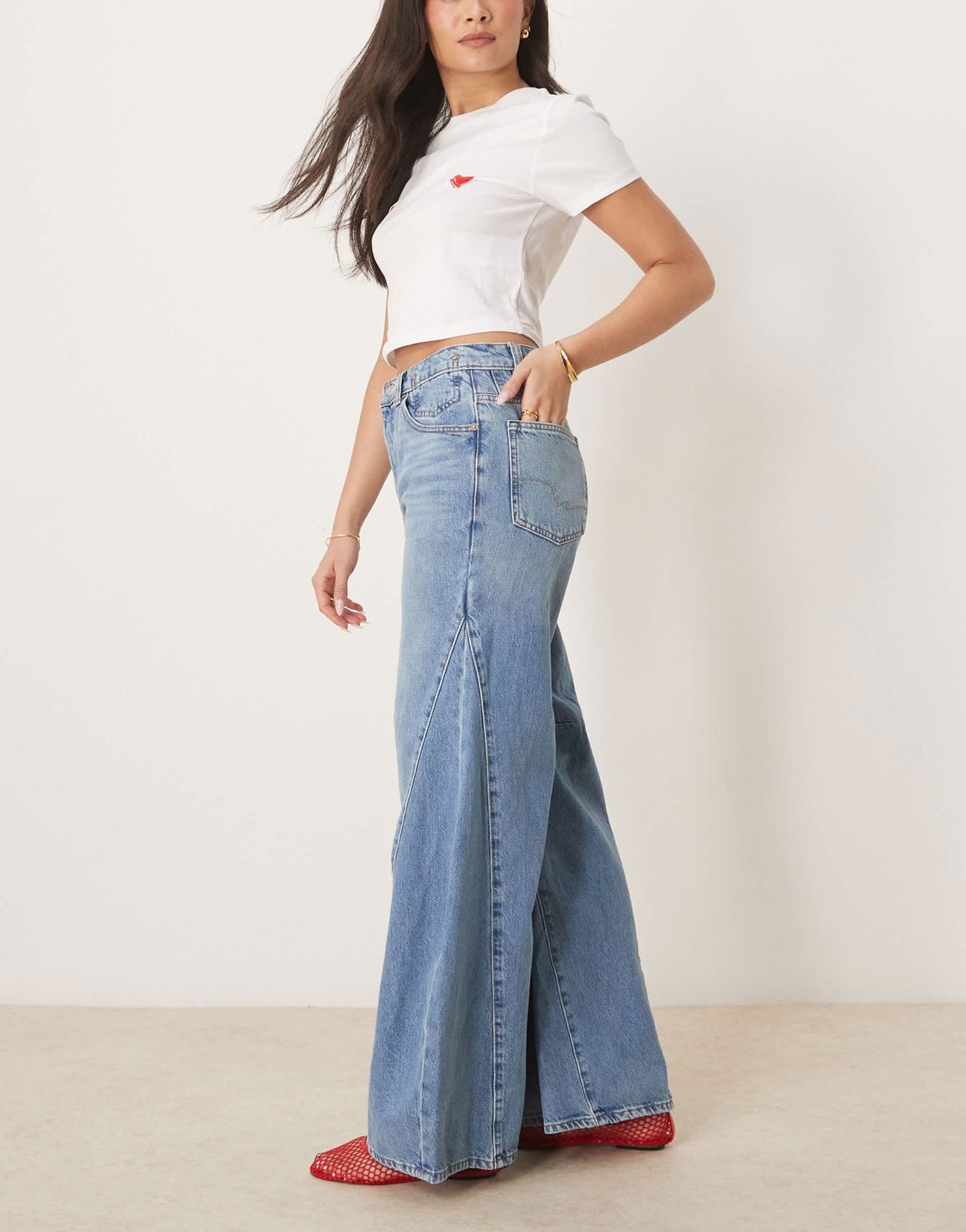 Free People eden baggy wide leg jeans in mid - wash blue - ASOS Sample Sale EU Store