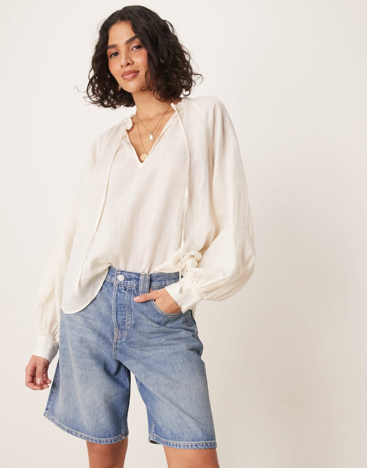 Free People montana distressed denim jorts in cowgirl blue - ASOS Sample Sale EU Store