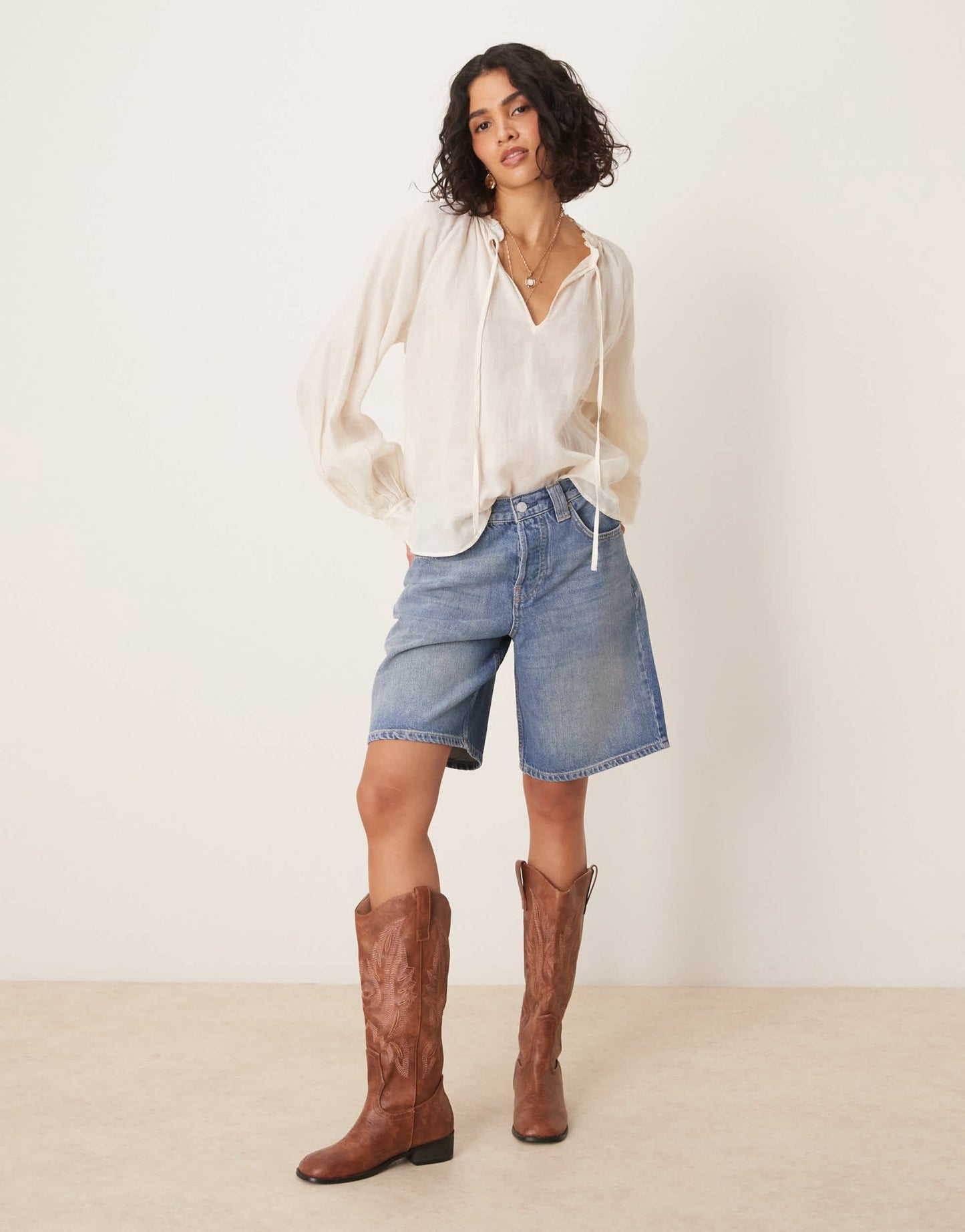 Free People montana distressed denim jorts in cowgirl blue - ASOS Sample Sale EU Store