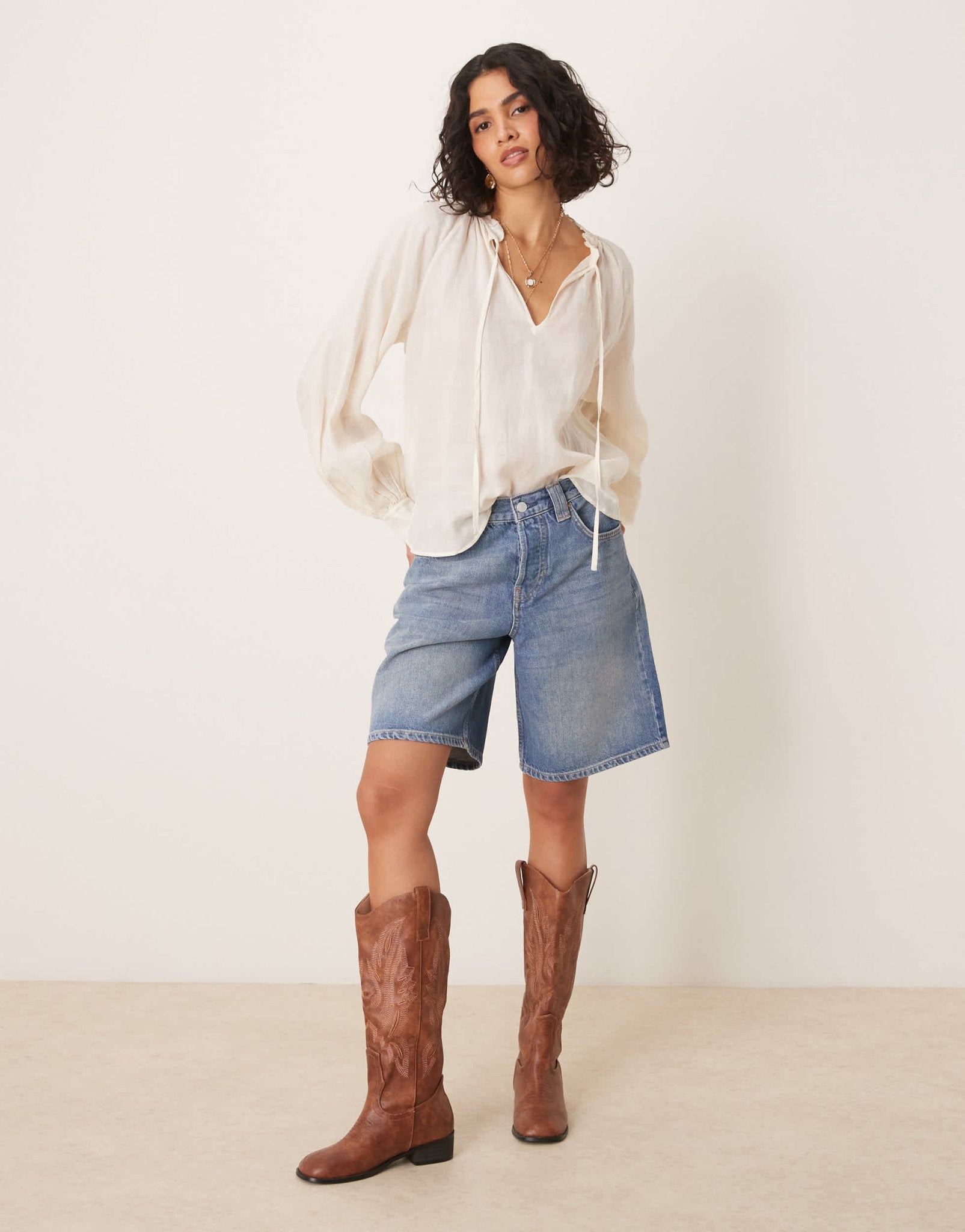 Free People montana distressed denim jorts in cowgirl blue - ASOS Sample Sale EU Store