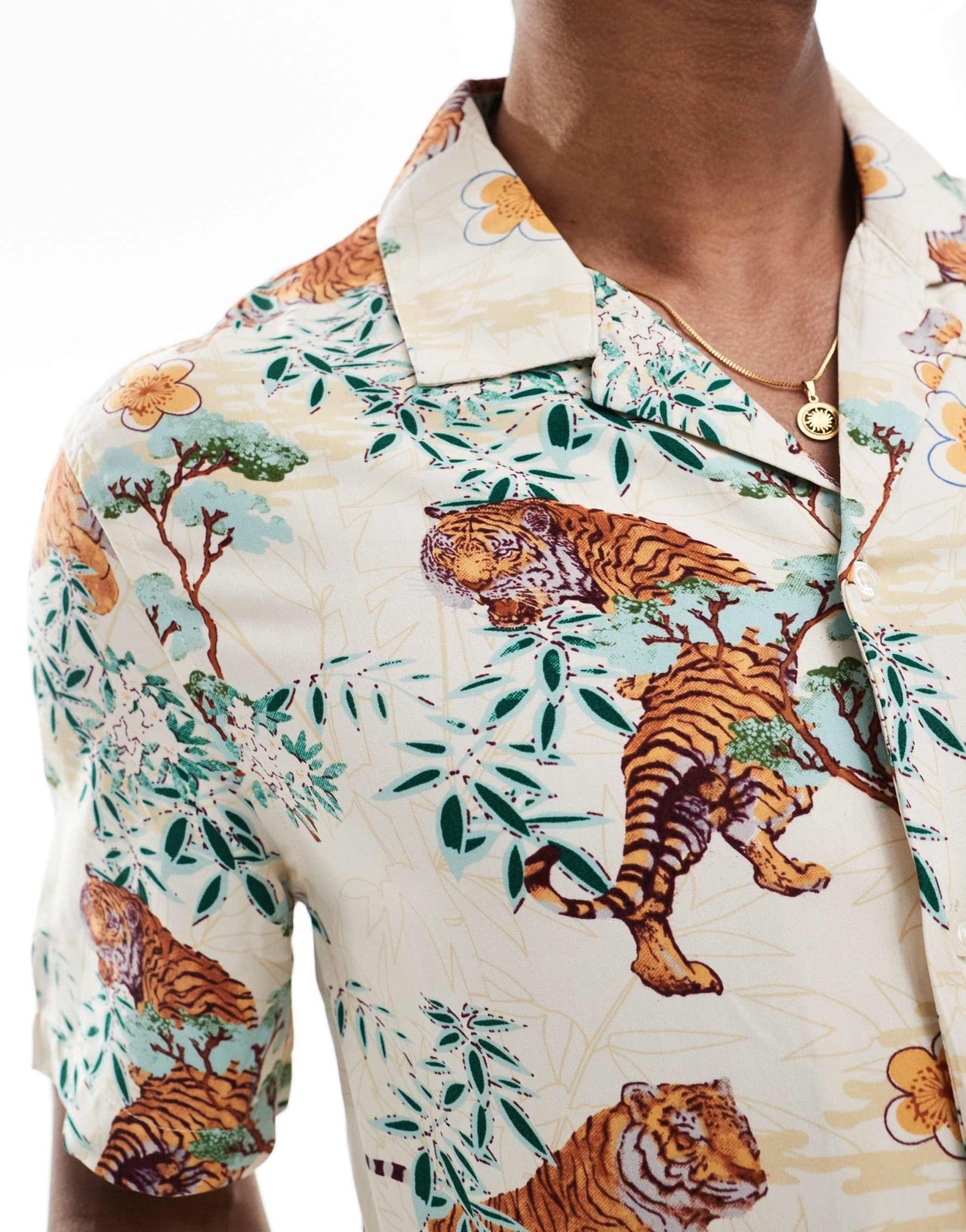 French Connection short sleeve revere shirt in white tiger print - ASOS Sample Sale EU Store