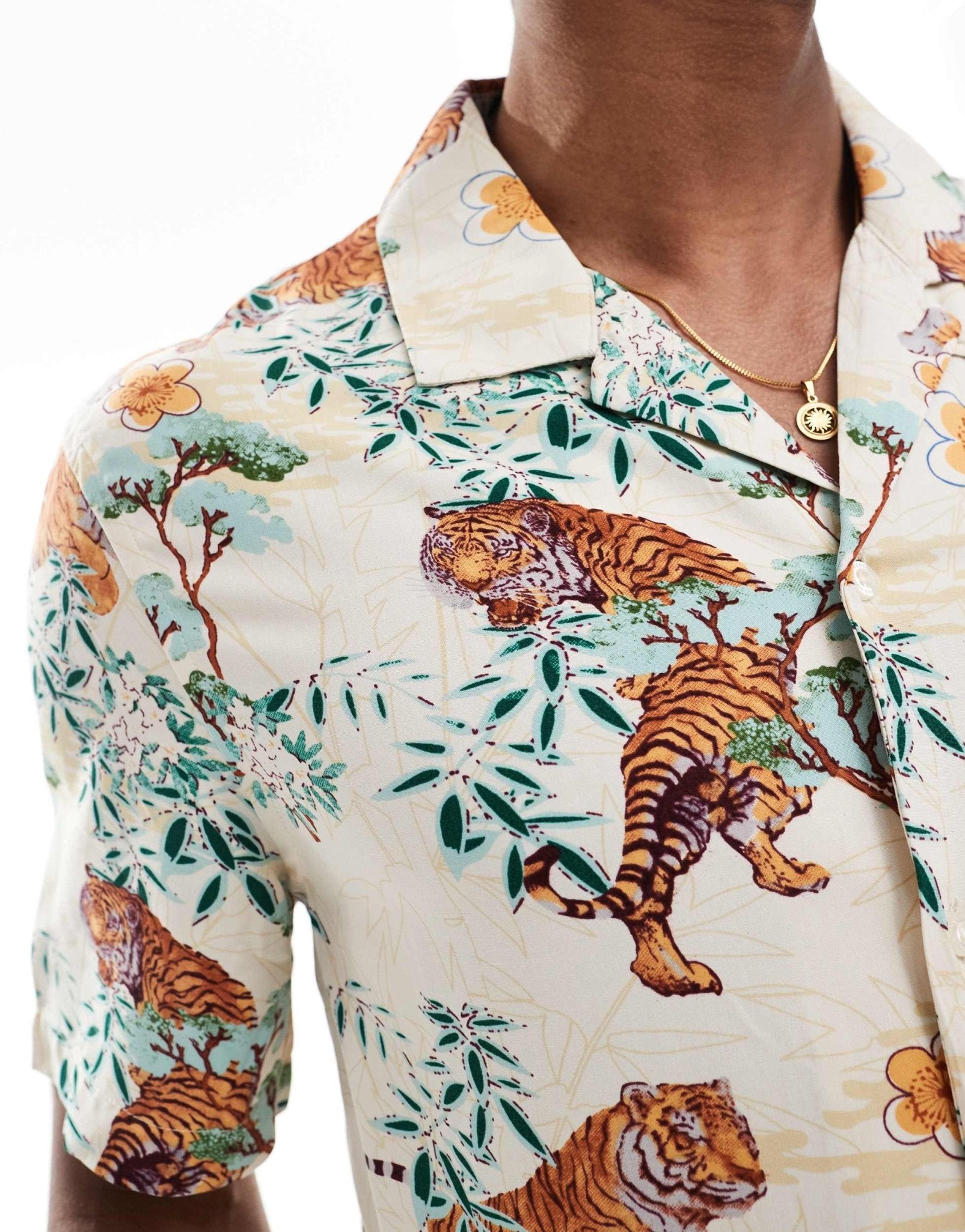 French Connection short sleeve revere shirt in white tiger print - ASOS Sample Sale EU Store