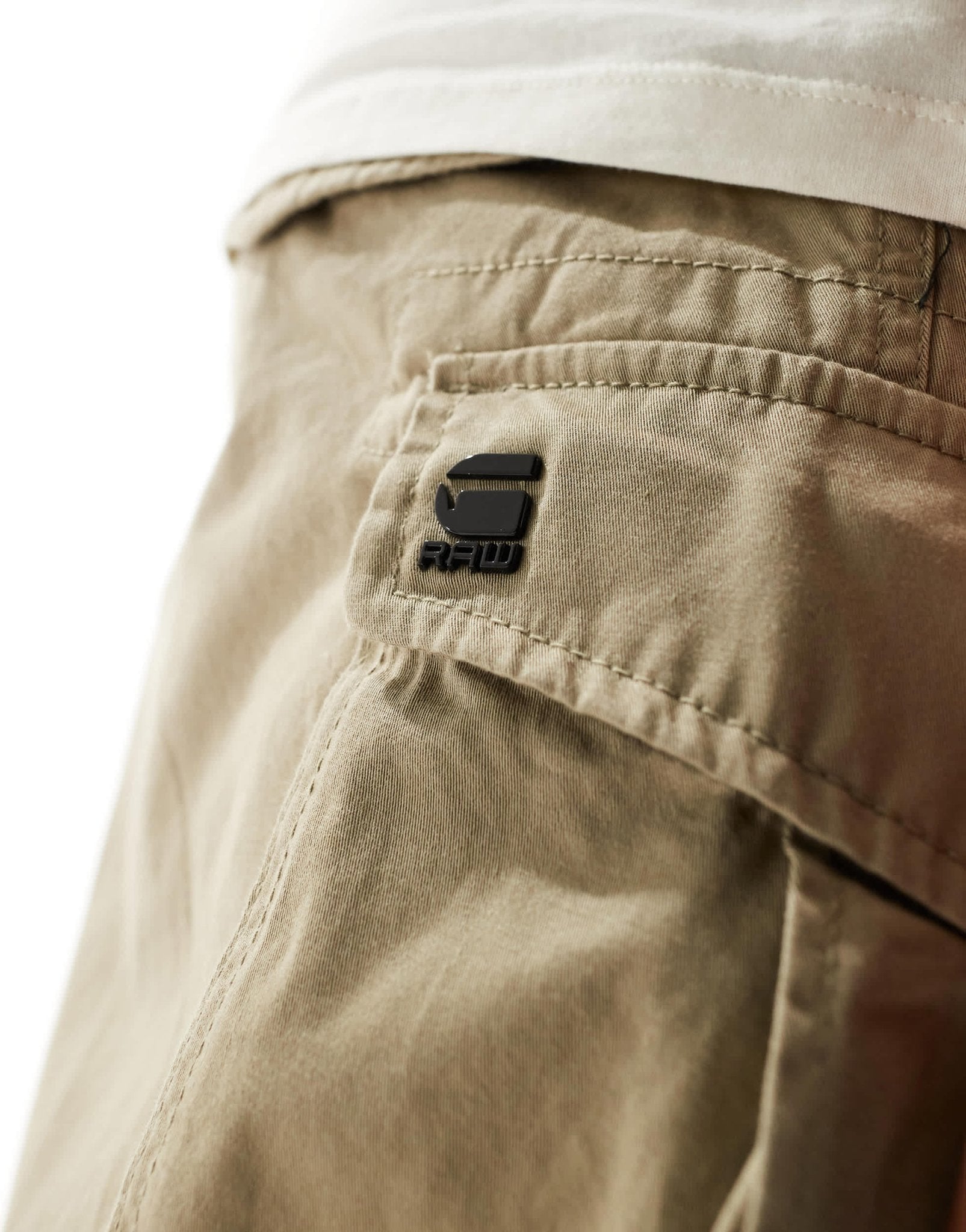 G - star rovic relaxed cargo shorts in beige - ASOS Sample Sale EU Store