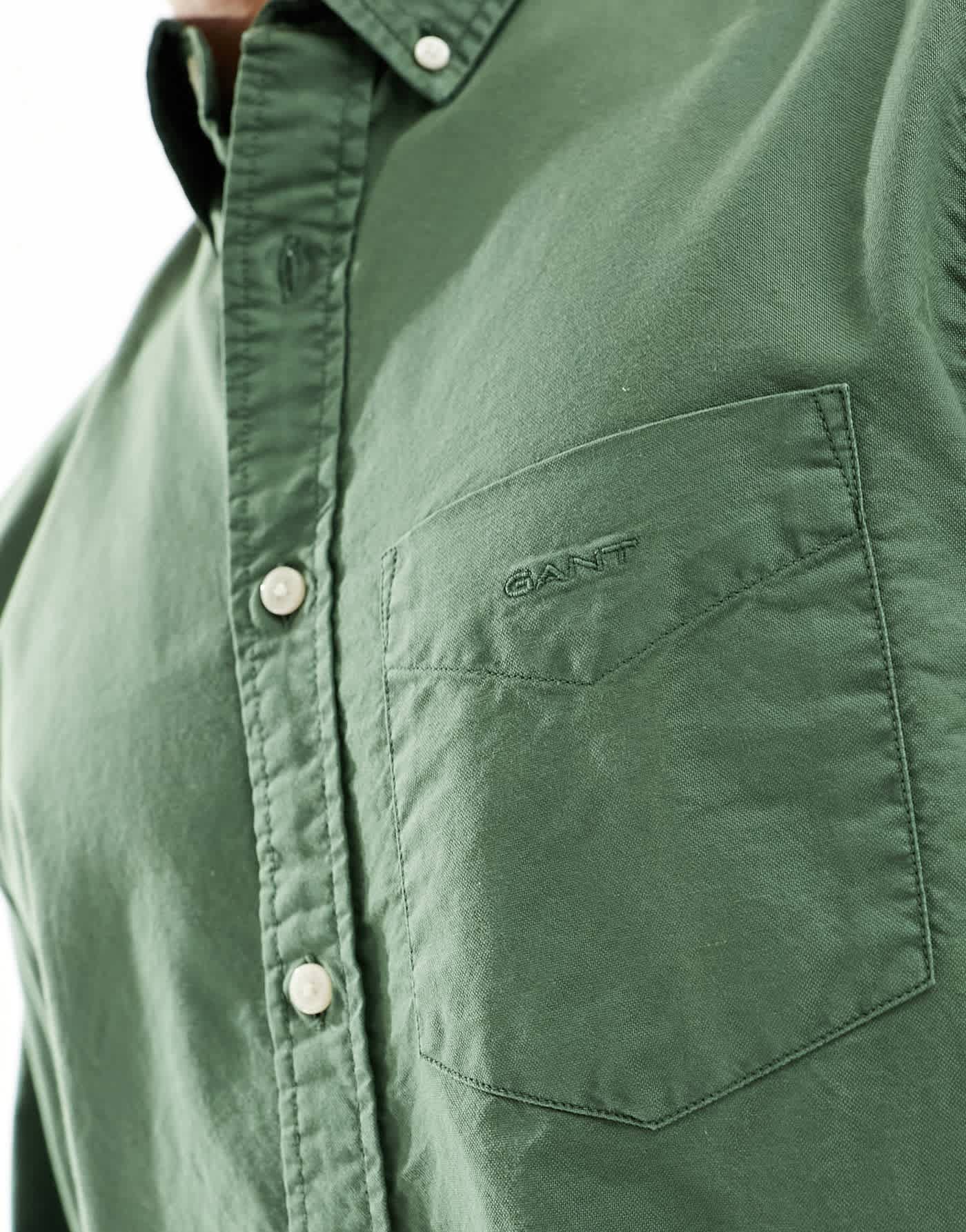 GANT archive logo sunfaded oxford shirt in dark green - ASOS Sample Sale EU Store