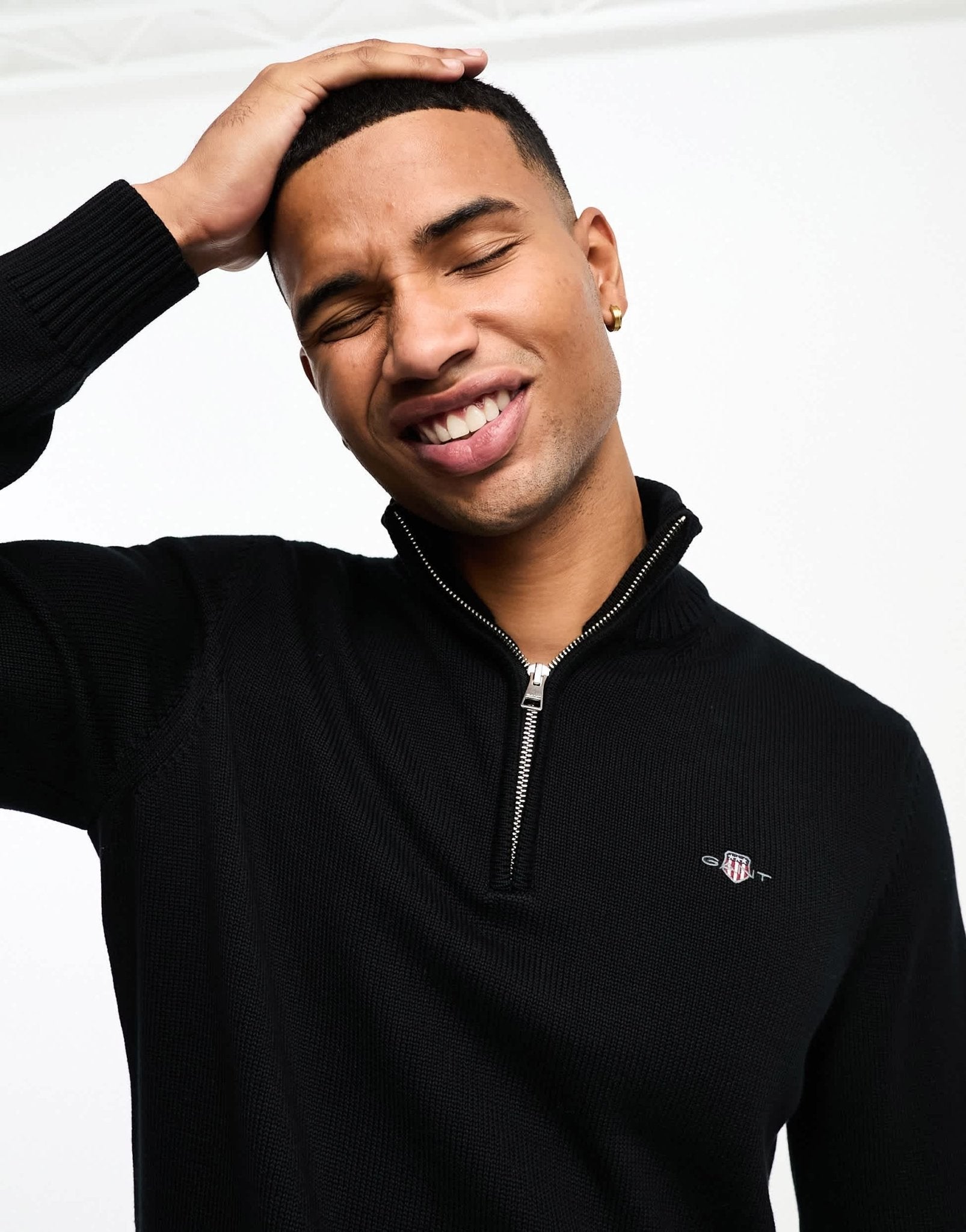 GANT icon logo casual cotton knit half zip jumper in black - ASOS Sample Sale EU Store