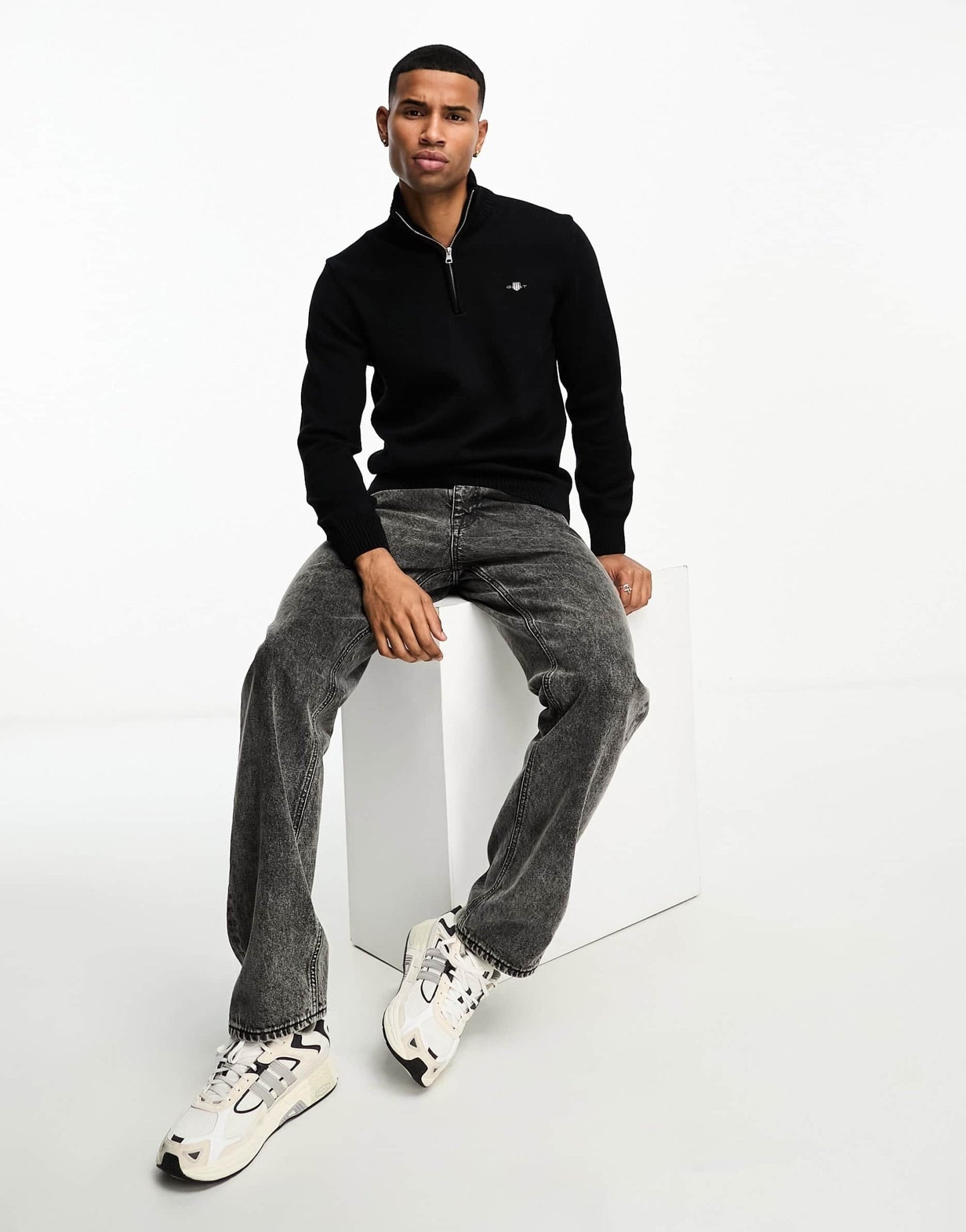 GANT icon logo casual cotton knit half zip jumper in black - ASOS Sample Sale EU Store