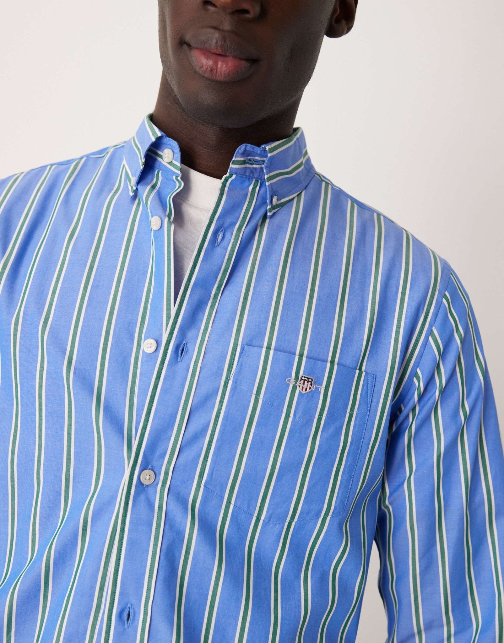 GANT regular fit poplin striped logo shirt in blue - ASOS Sample Sale EU Store