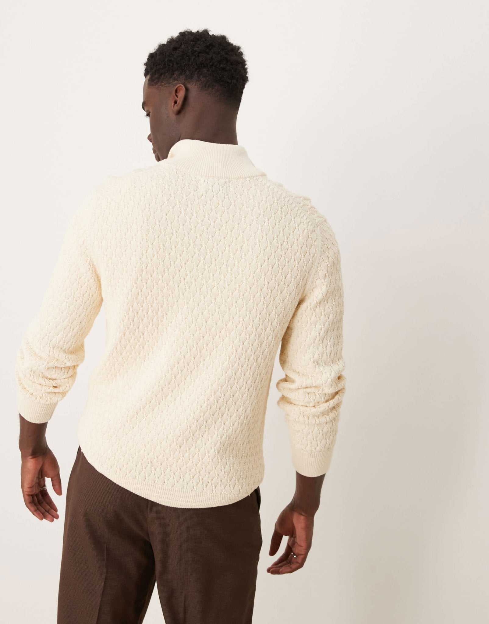GANT shield logo cotton textured half zip knit jumper in cream - ASOS Sample Sale EU Store