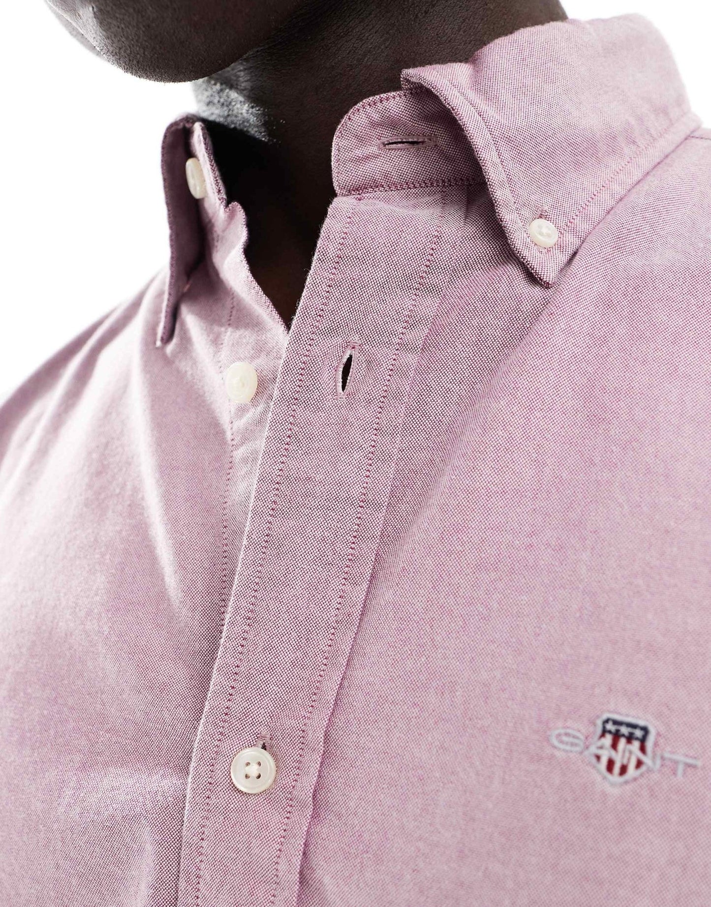 GANT shield logo embroid slim fit oxford shirt in washed red - ASOS Sample Sale EU Store