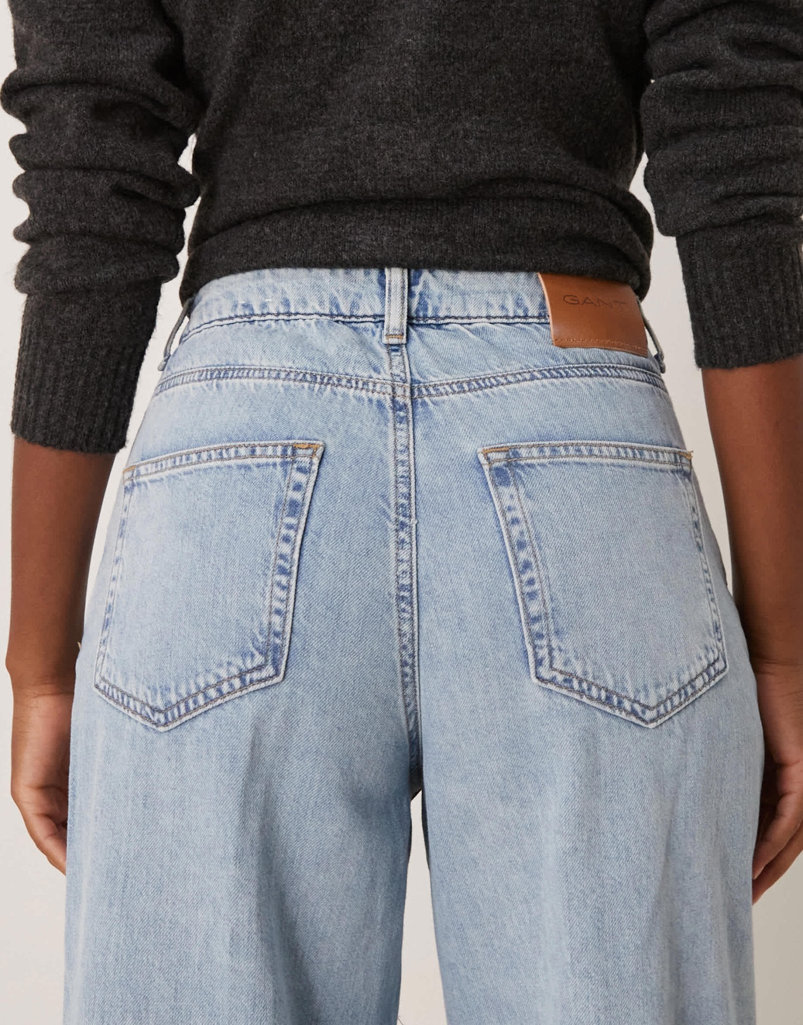 GANT wide leg pleated jeans in light blue wash - ASOS Sample Sale EU Store