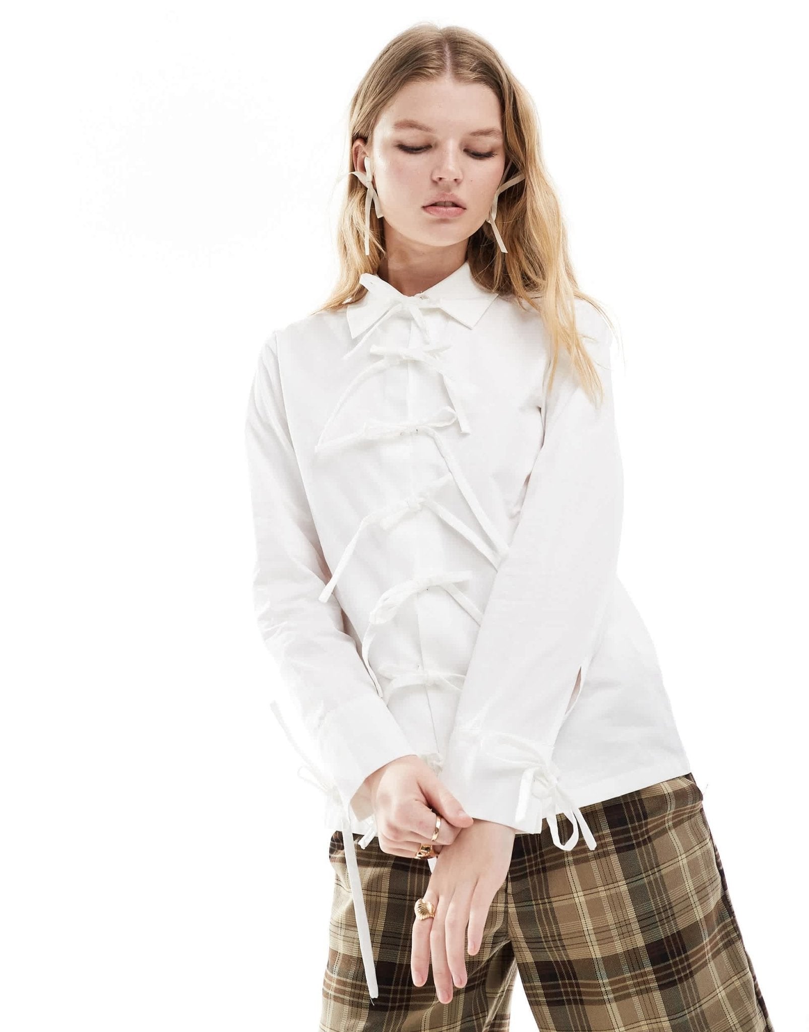 Ghospell bow detail shirt in ivory - ASOS Sample Sale EU Store