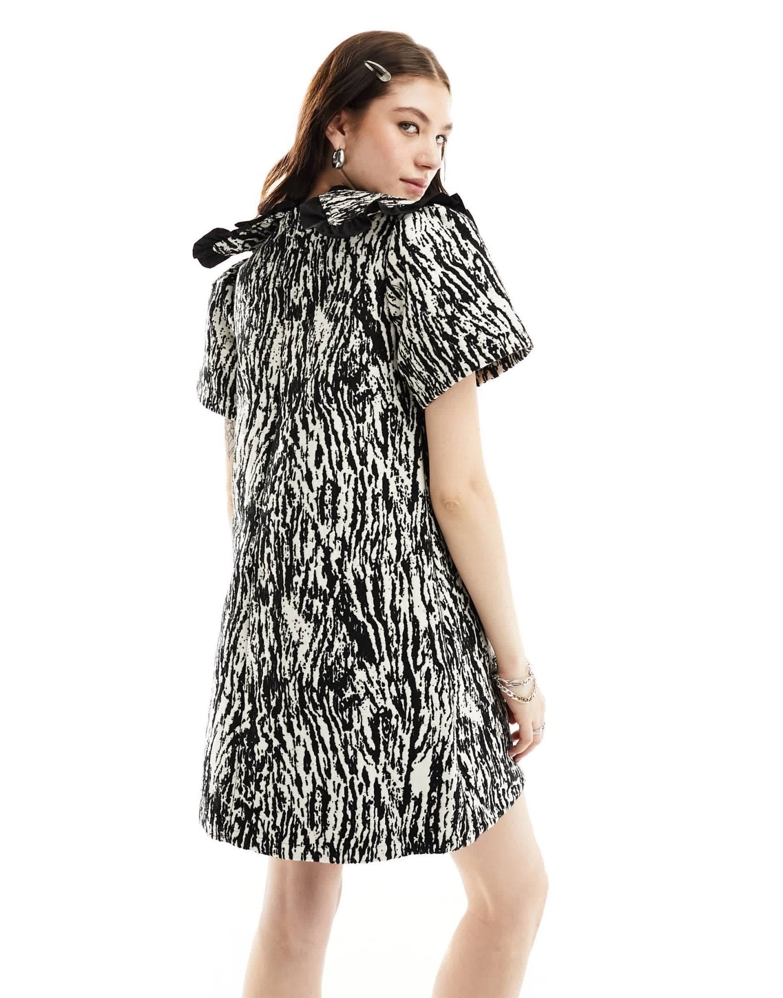 Ghospell contrast collar jacquard mini dress in zebra print - ASOS Sample Sale EU Store