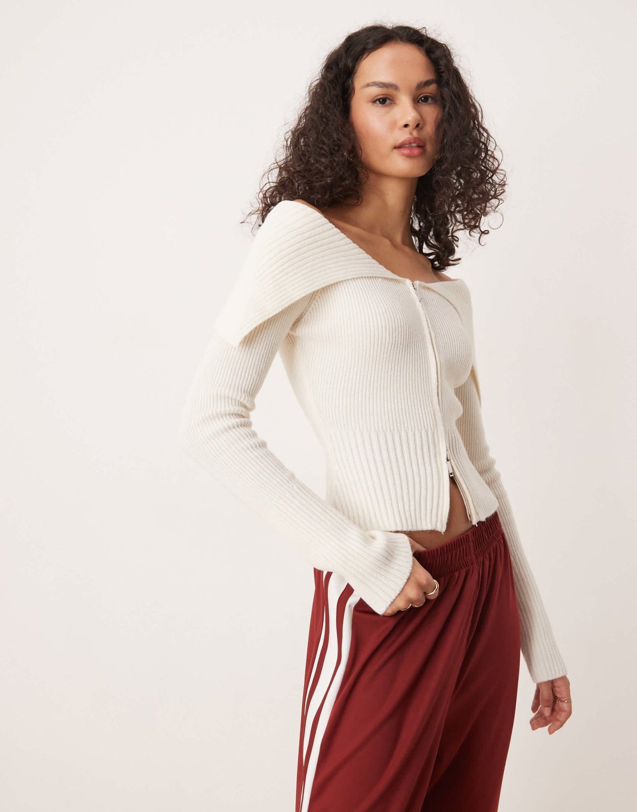 Gina Tricot rib knitted zip front cardigan with off shoulder collar in cream - ASOS Sample Sale EU Store