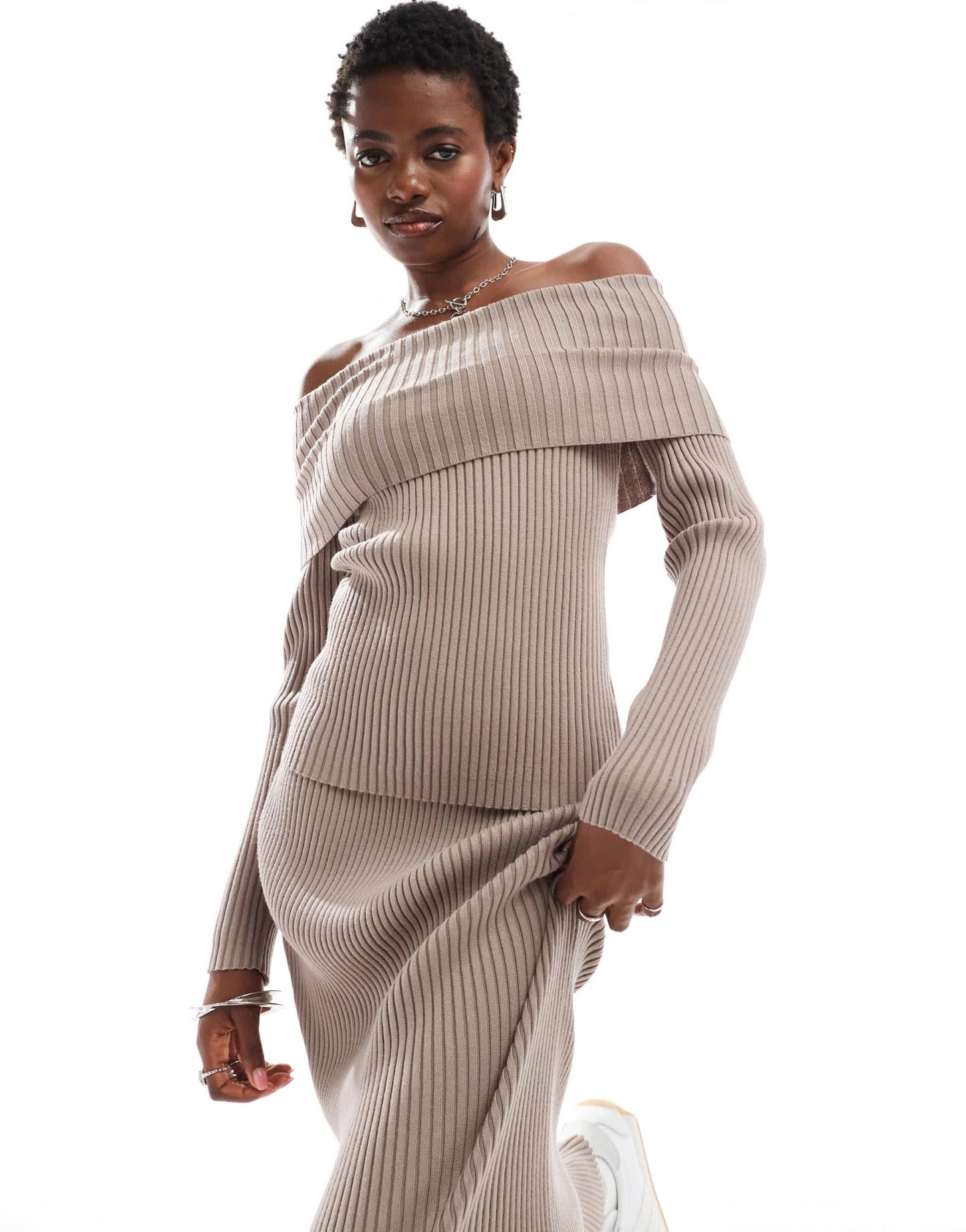 Glamorous off shoulder rib knit jumper in taupe co - ord - ASOS Sample Sale EU Store