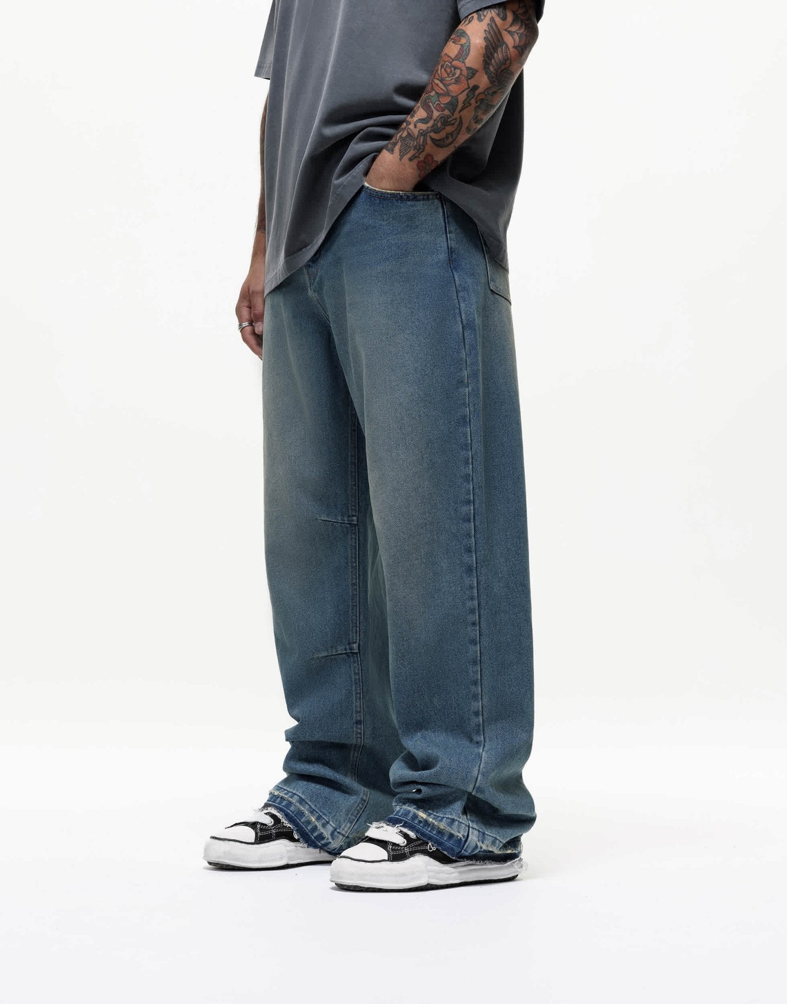 Good For Nothing jeans with raw hem in antique blue wash - ASOS Sample Sale EU Store