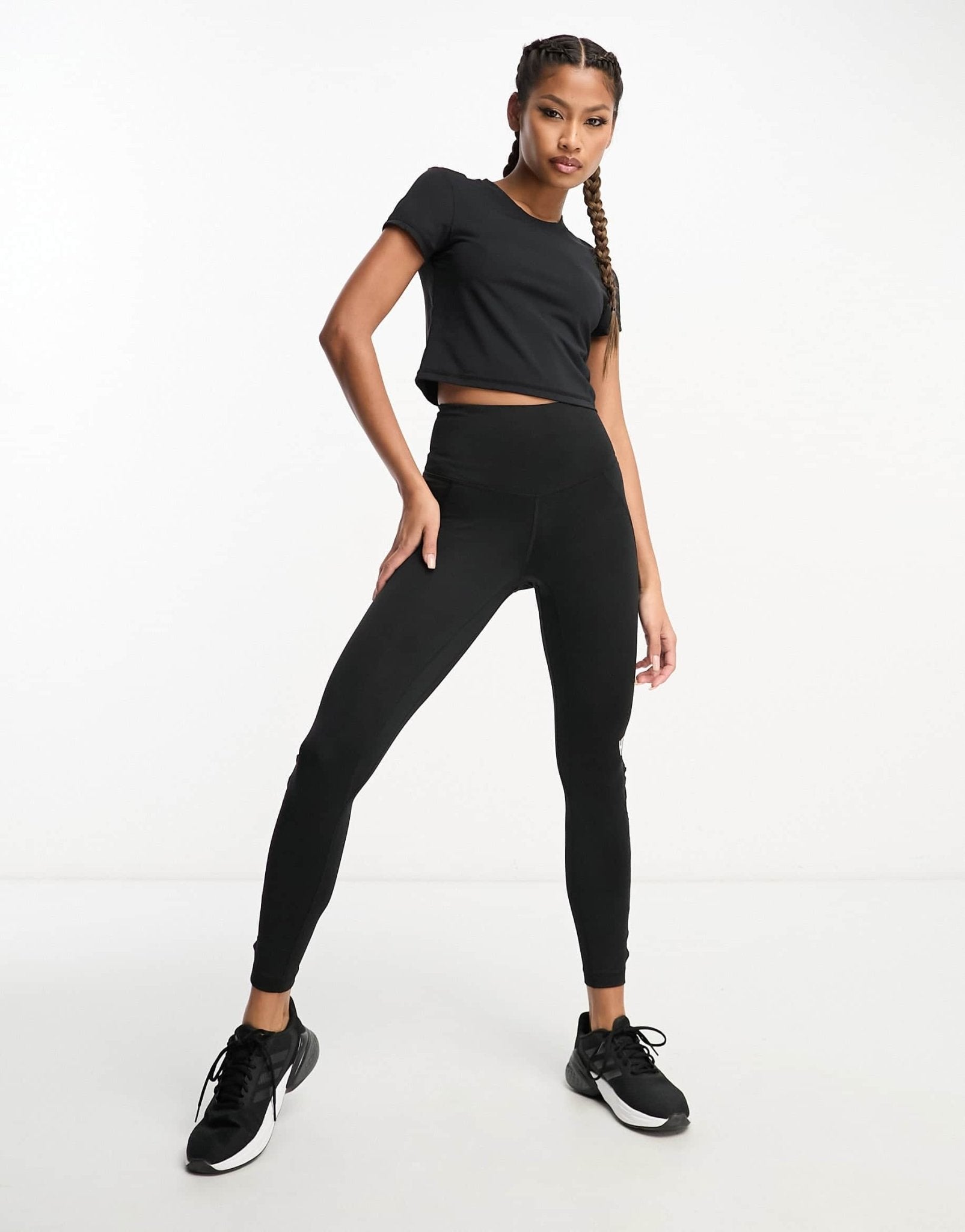 HIIT fitted t-shirt in black - ASOS Sample Sale EU Store