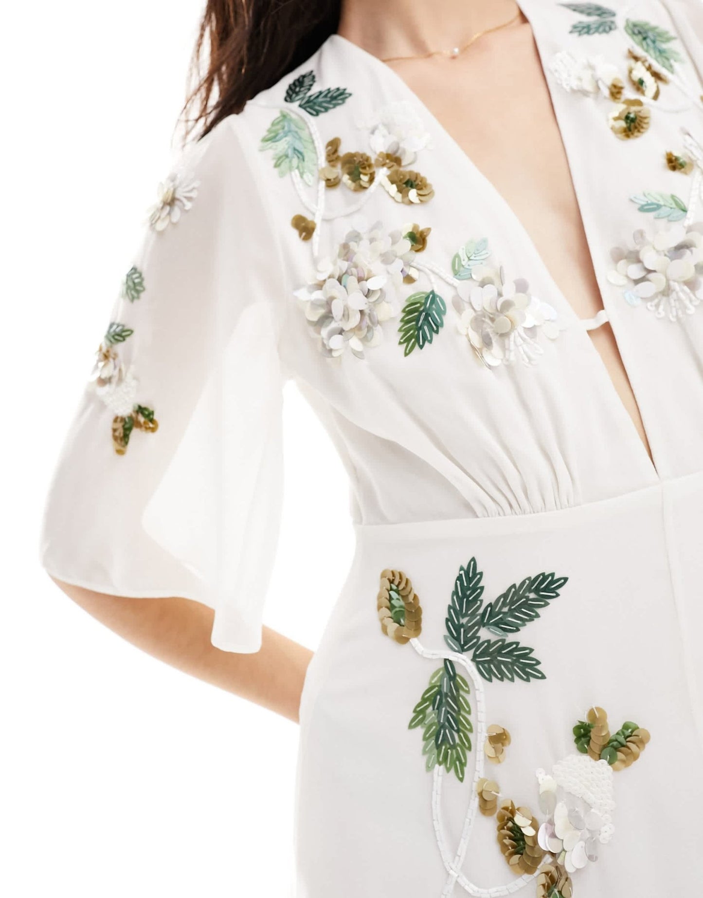 Hope & Ivy Bridal flutter sleeve embroidered floral maxi dress in ivory - ASOS Sample Sale EU Store