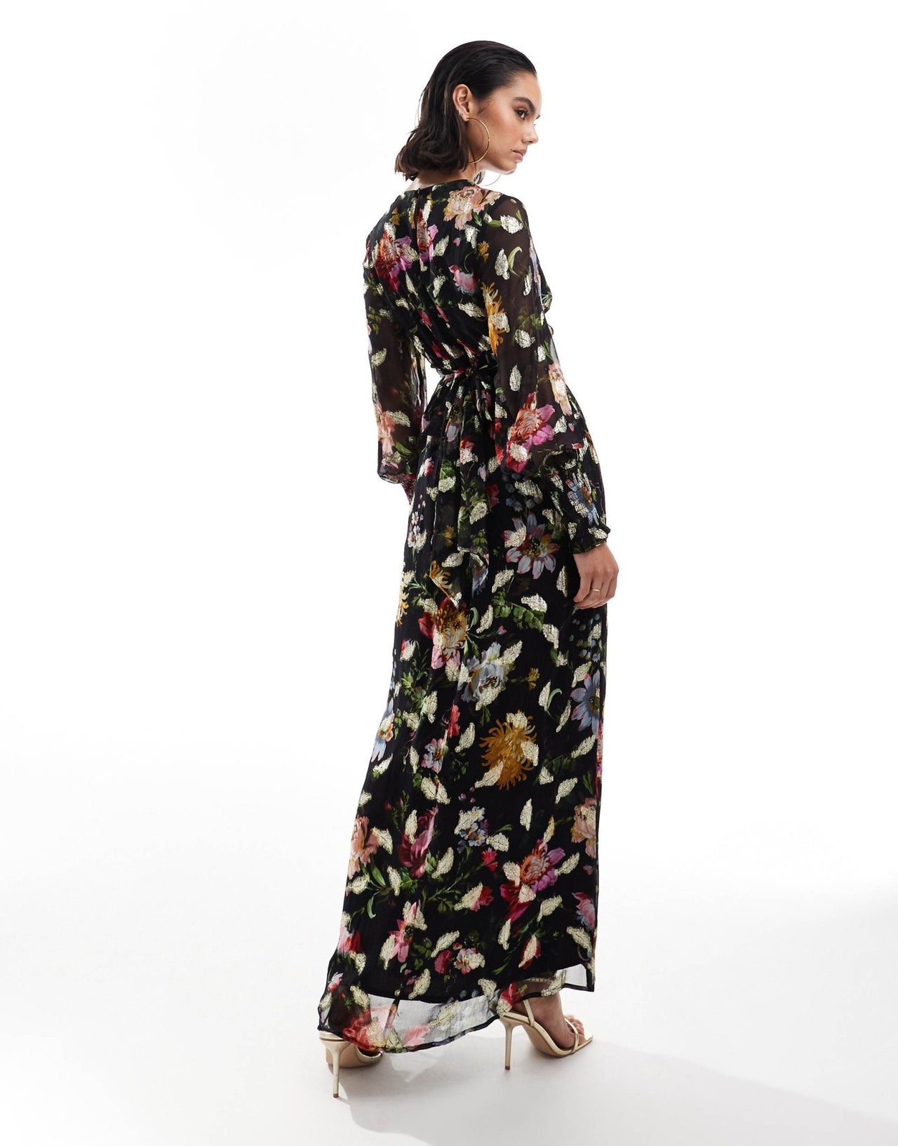 Hope & Ivy button front midaxi dress with tie back in black based floral with gold fleck - ASOS Sample Sale EU Store
