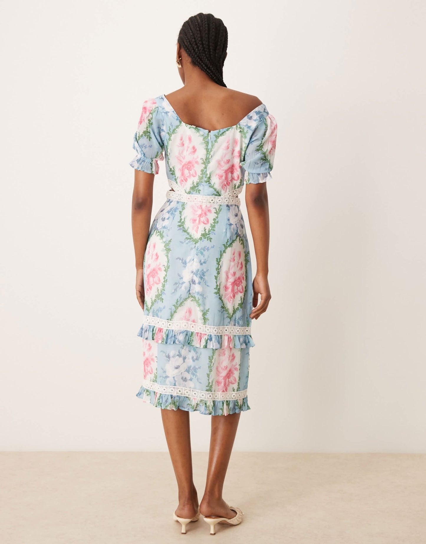 Hope & Ivy puff sleeve midi dress in baby blue floral - ASOS Sample Sale EU Store