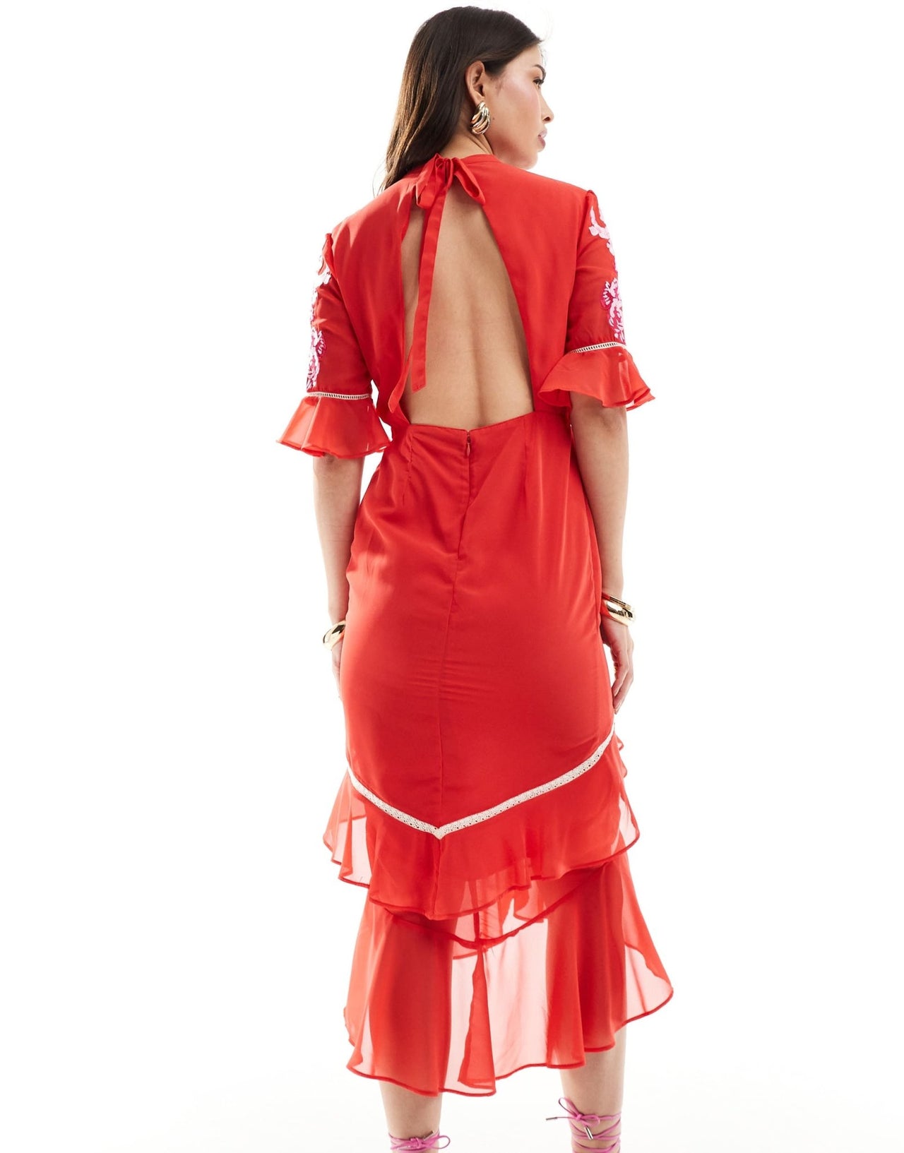 Hope & Ivy tiered midi dress with peplum in red with white embroidery - ASOS Sample Sale EU Store