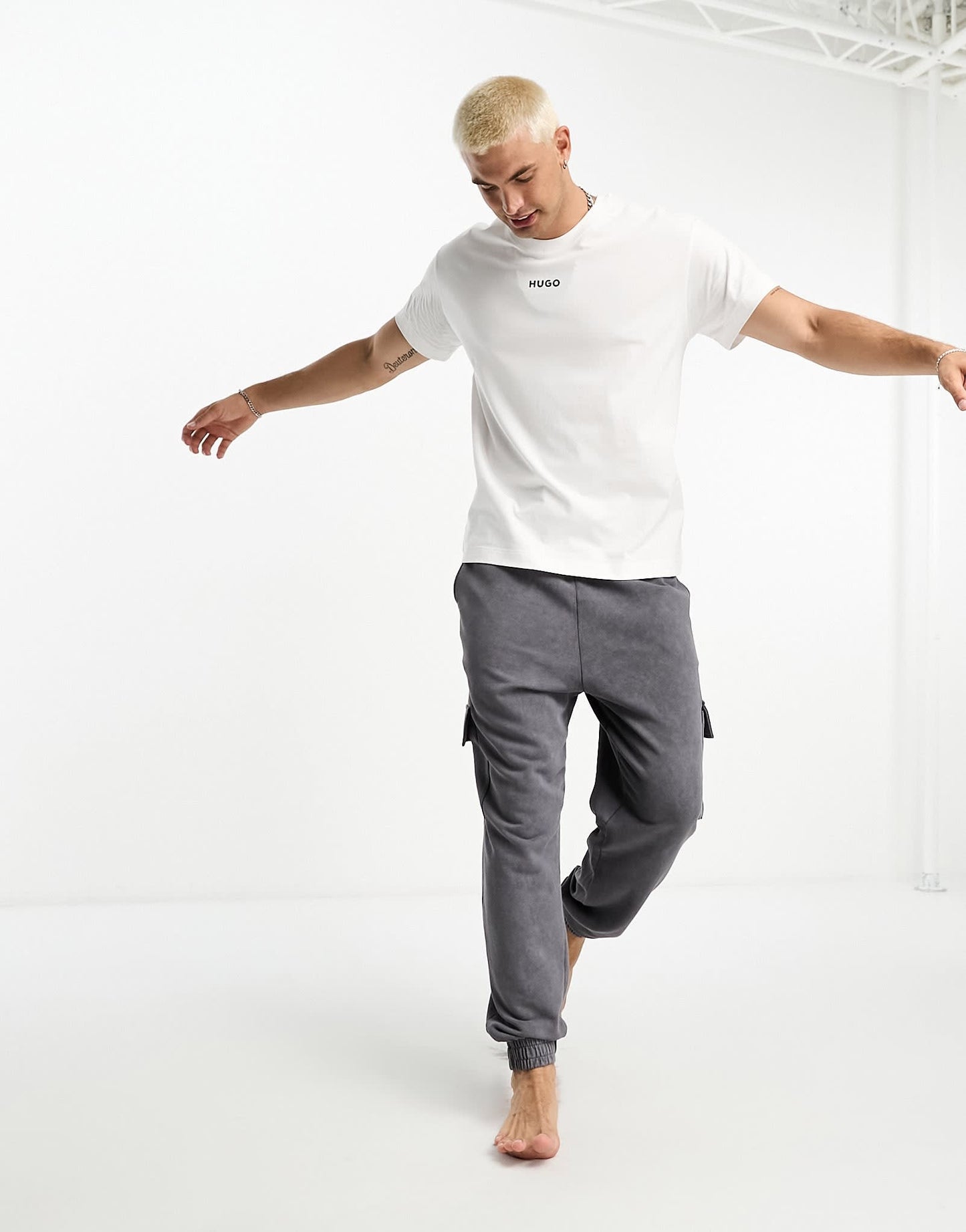 Hugo Bodywear linked t-shirt in white - ASOS Sample Sale EU Store