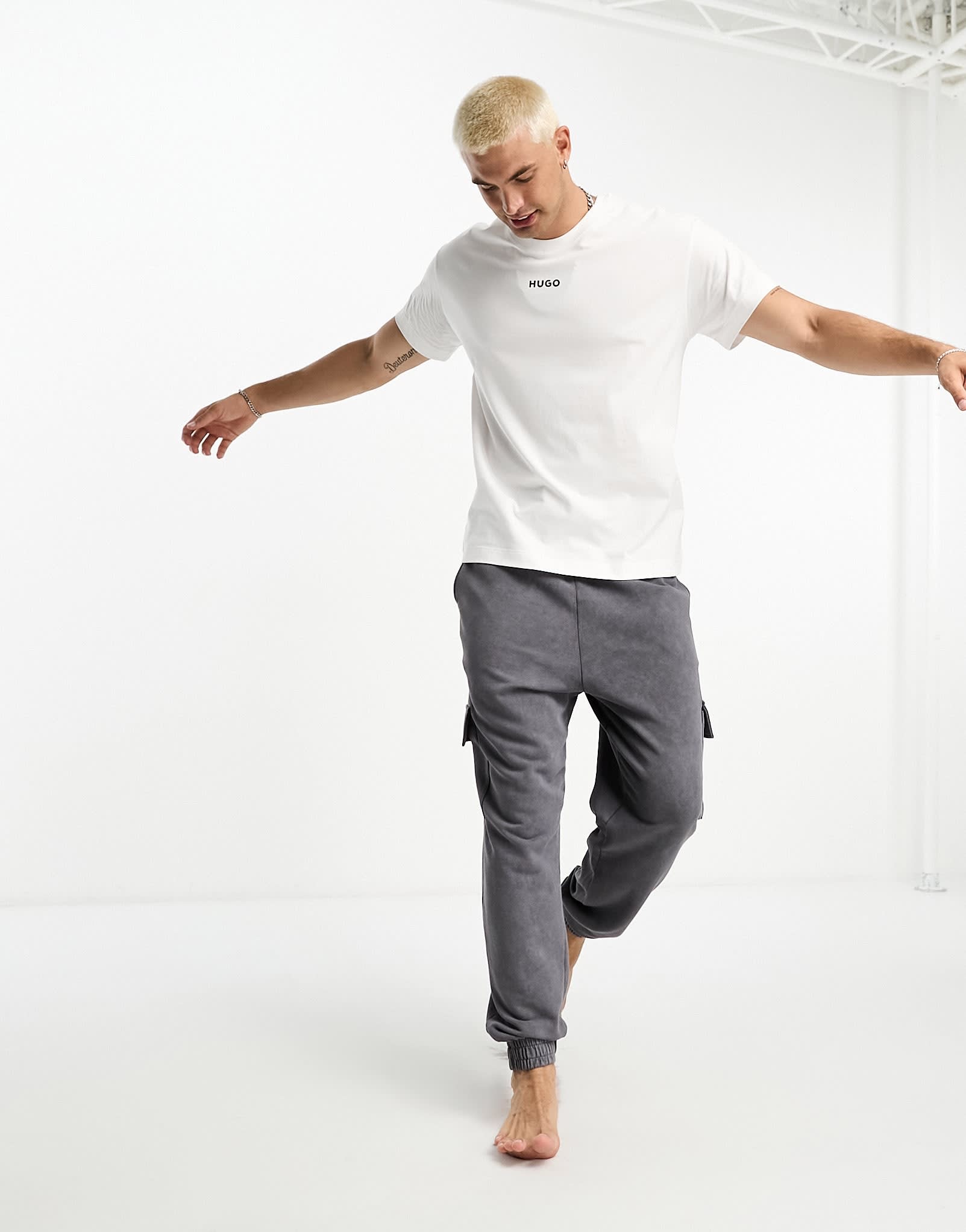 Hugo Bodywear linked t-shirt in white - ASOS Sample Sale EU Store