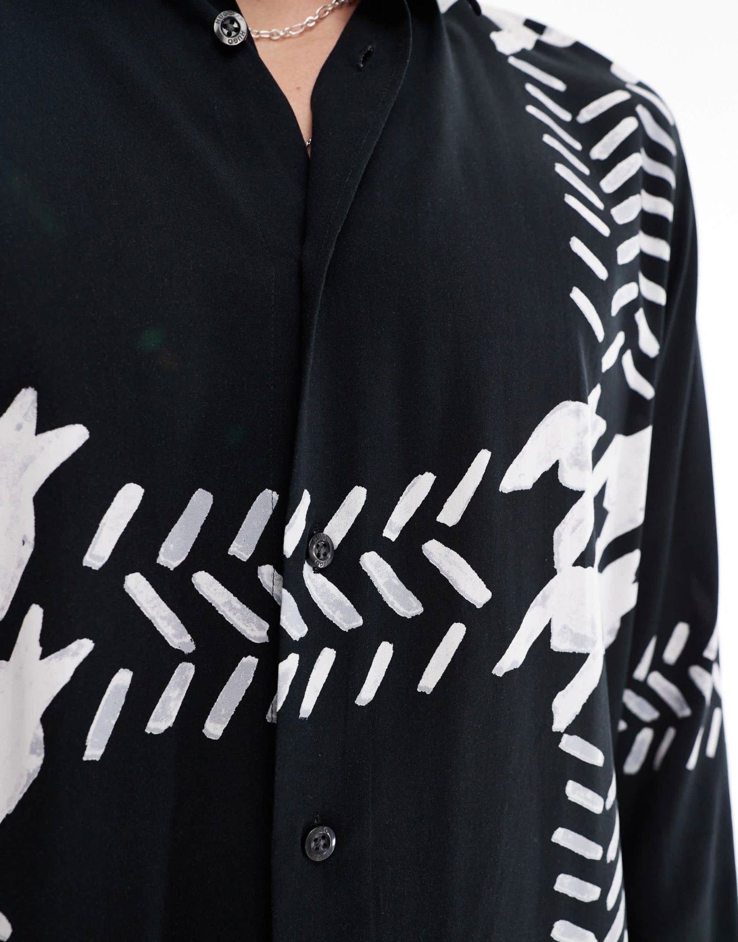 HUGO Red emero long sleeve shirt in black with oversized houndstooth print - ASOS Sample Sale EU Store