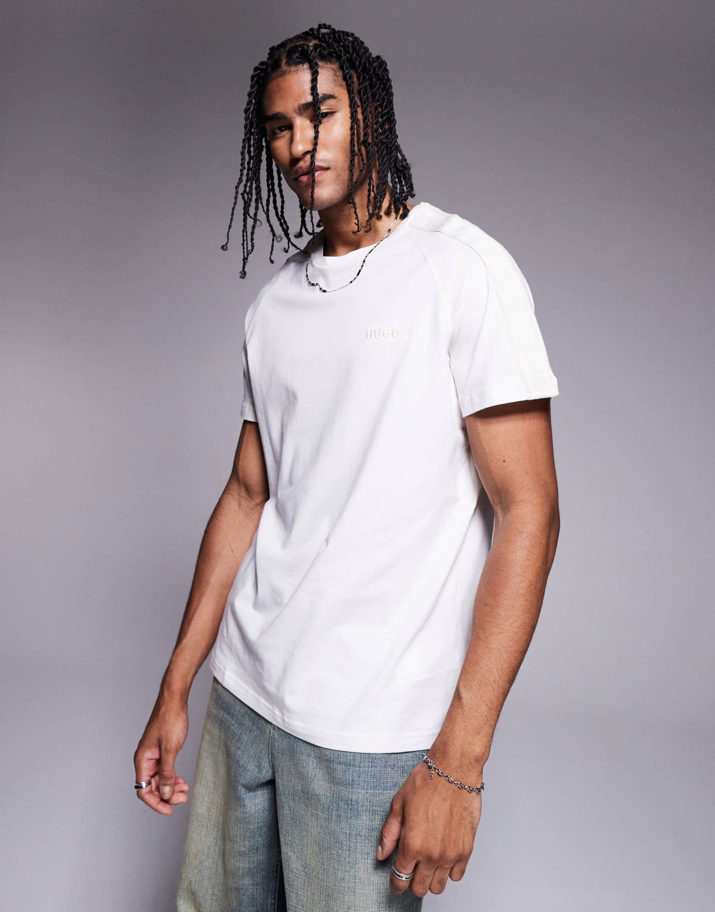 HUGO RED Liam taped logo lounge t-shirt in off white - ASOS Sample Sale EU Store