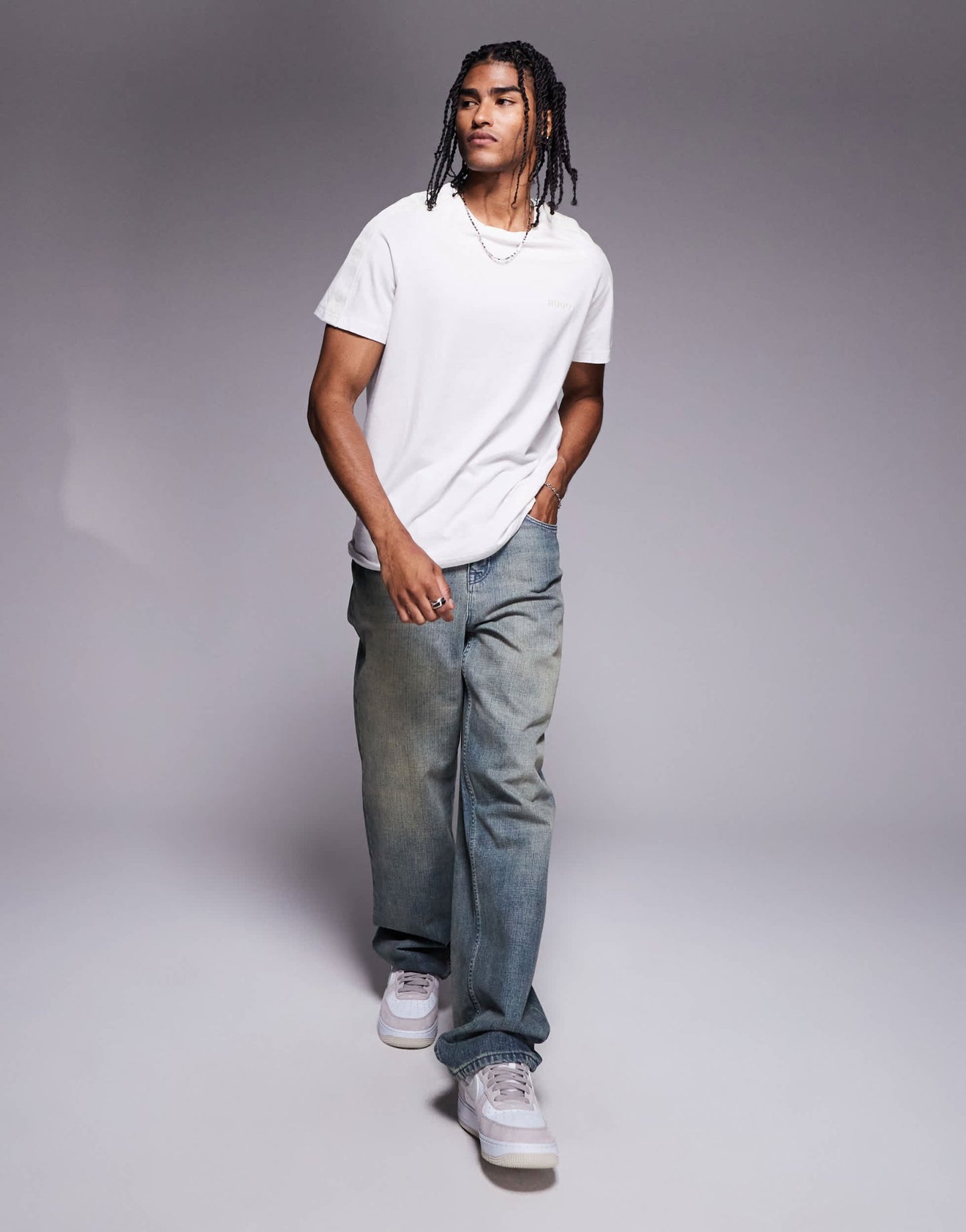 HUGO RED Liam taped logo lounge t-shirt in off white - ASOS Sample Sale EU Store