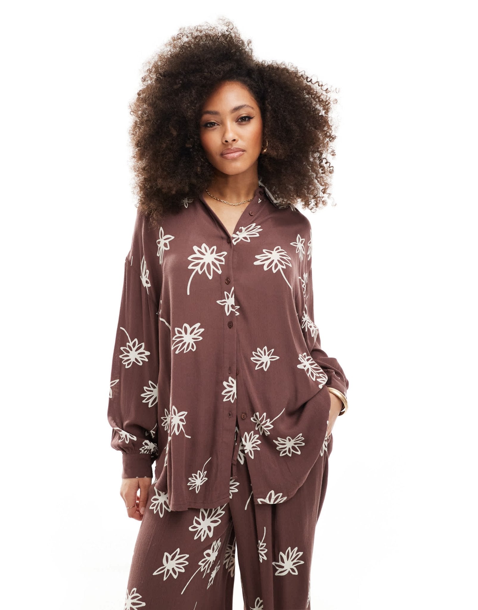 Iisla and Bird flower print long sleeve beach shirt co - ord in brown - ASOS Sample Sale EU Store