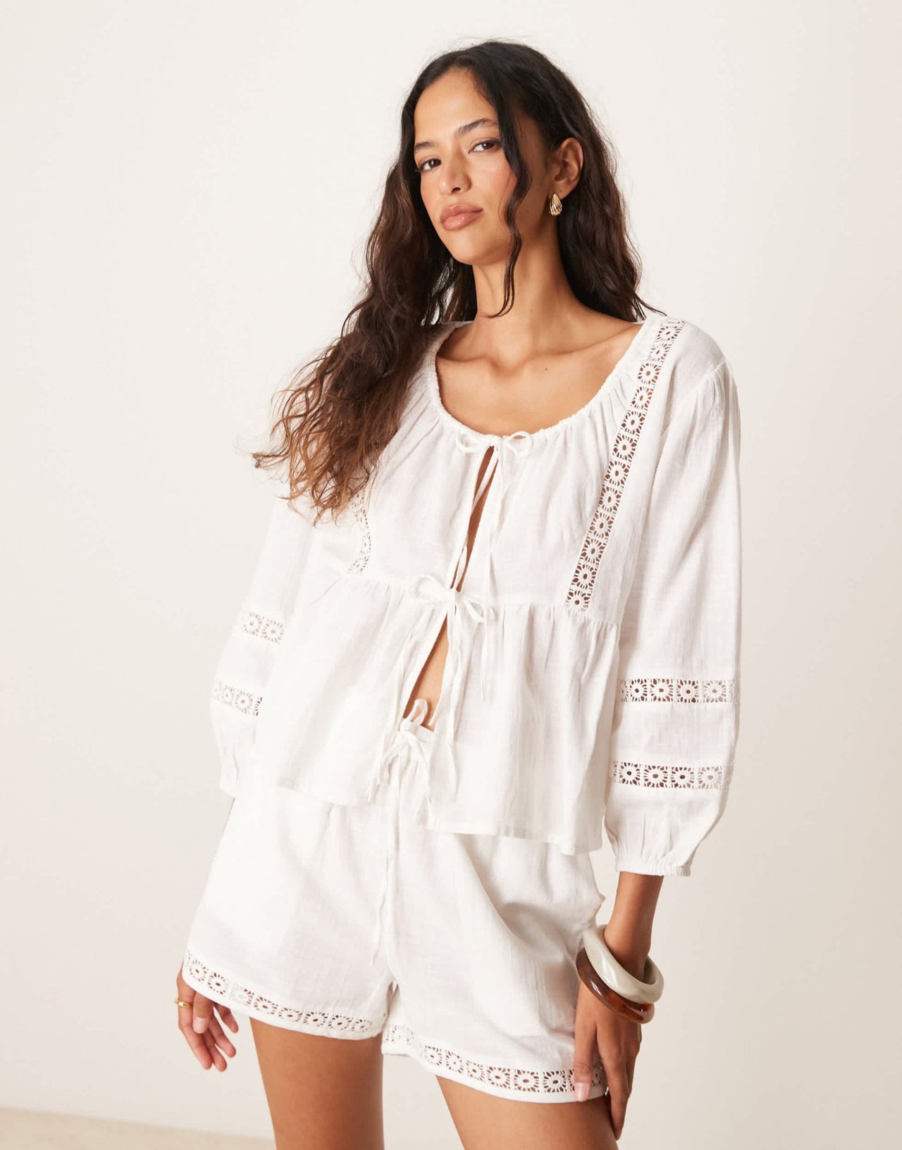 Iisla & Bird crochet panel beach short co - ord in white - ASOS Sample Sale EU Store