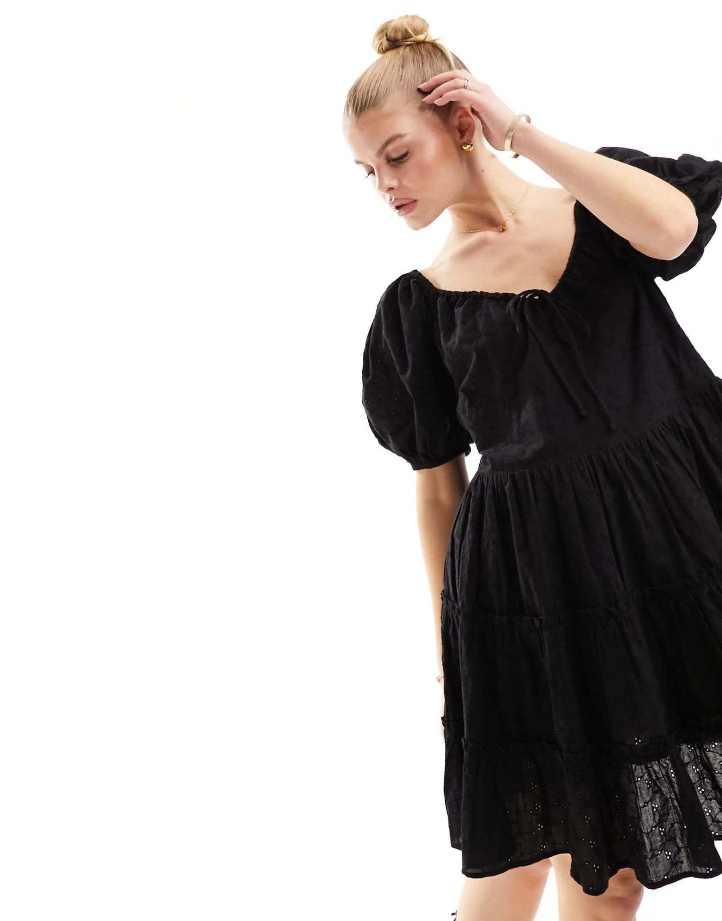 Iisla & Bird puff sleeve mini broderie tiered beach dress in black - ASOS Sample Sale EU Store