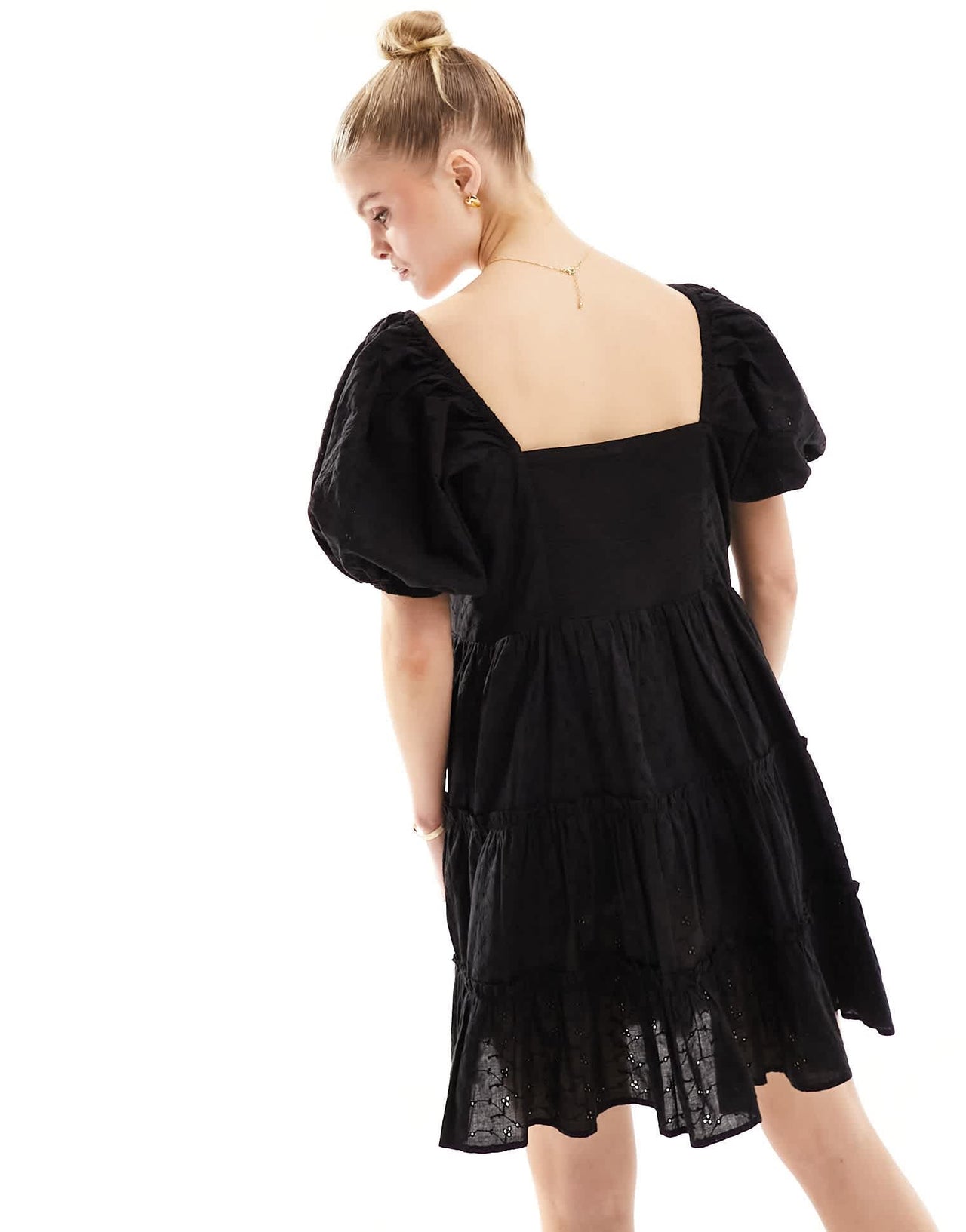 Iisla & Bird puff sleeve mini broderie tiered beach dress in black - ASOS Sample Sale EU Store