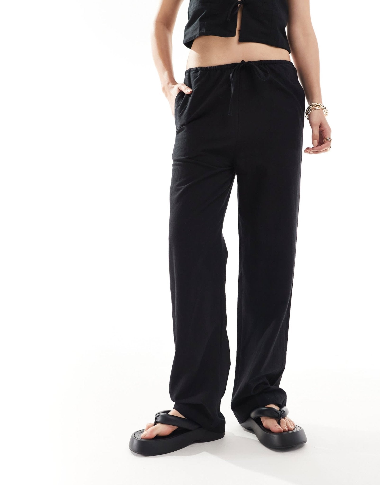 Iisla & Bird skinny waistband beach trouser co - ord in black - ASOS Sample Sale EU Store