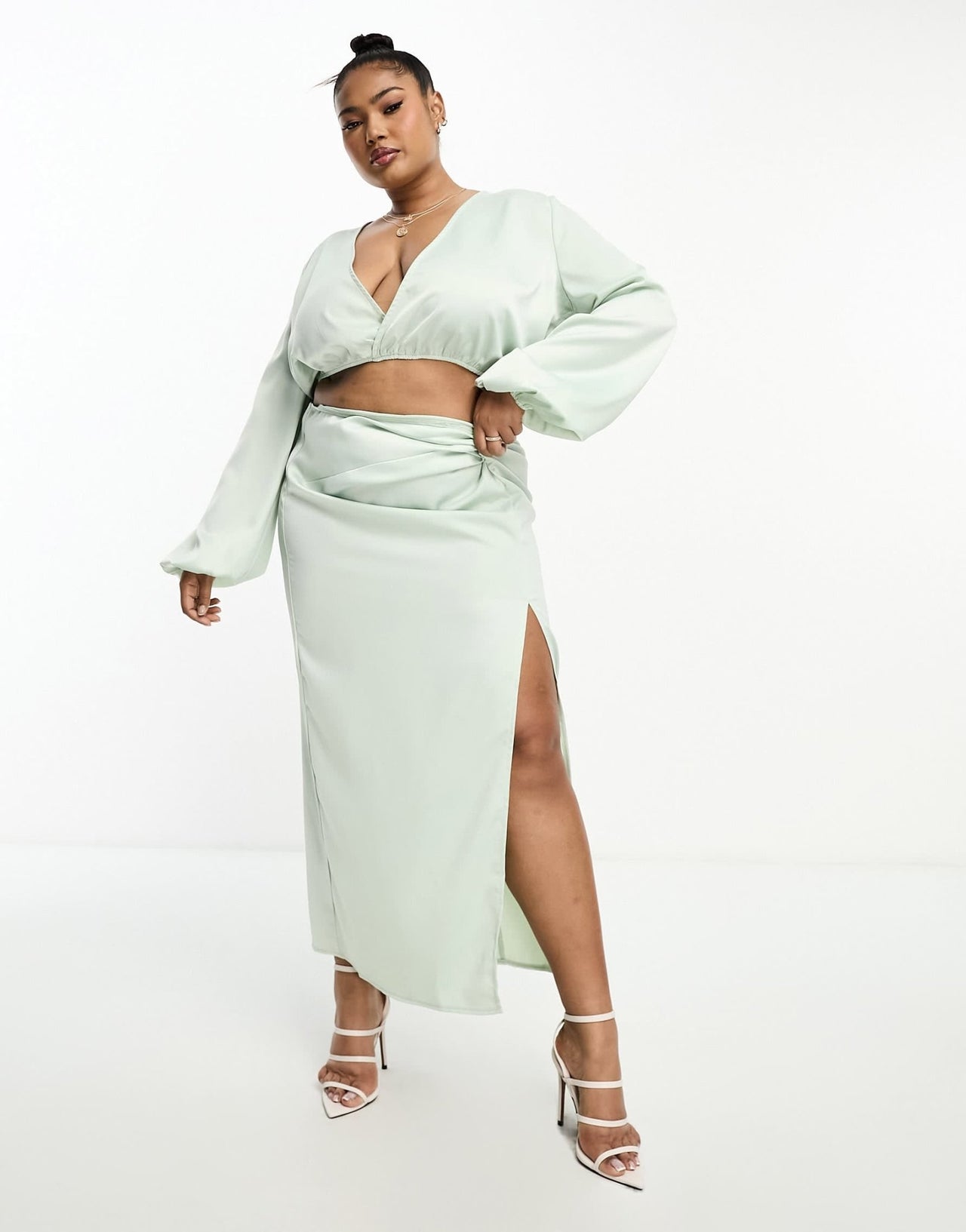In The Style Plus exclusive satin twist front volume sleeve blouse co - ord in pale green - ASOS Sample Sale EU Store