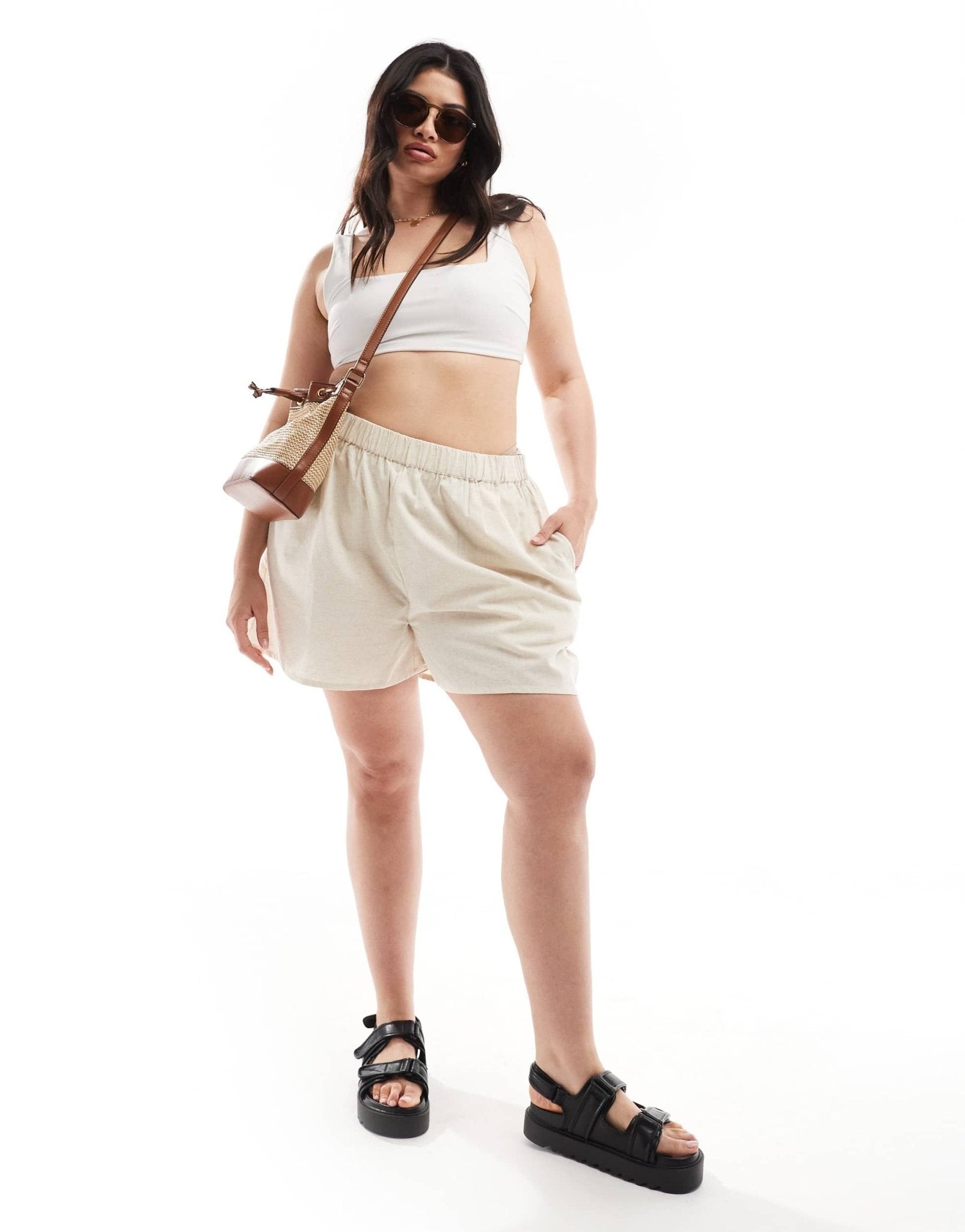 In The Style Plus linen look short co - ord in stone - ASOS Sample Sale EU Store