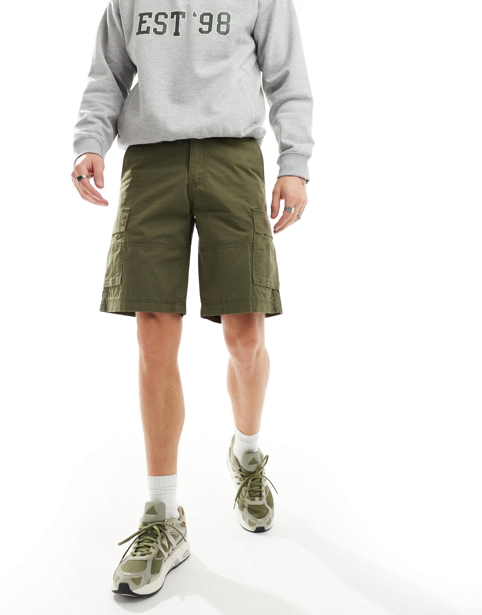 Jack & Jones cargo short in khaki - ASOS Sample Sale EU Store