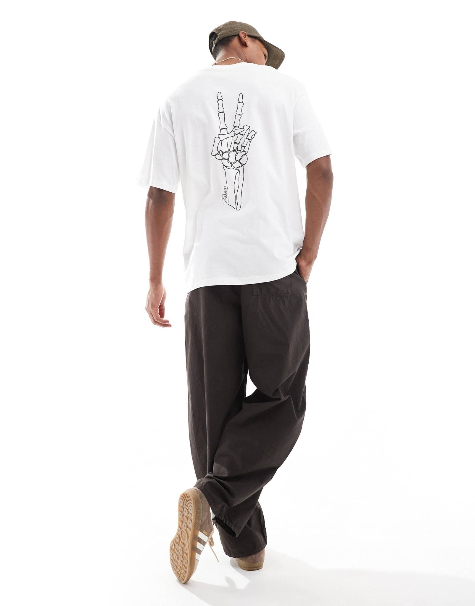 Jack & Jones oversized t-shirt with skull peace hand print in white - ASOS Sample Sale EU Store