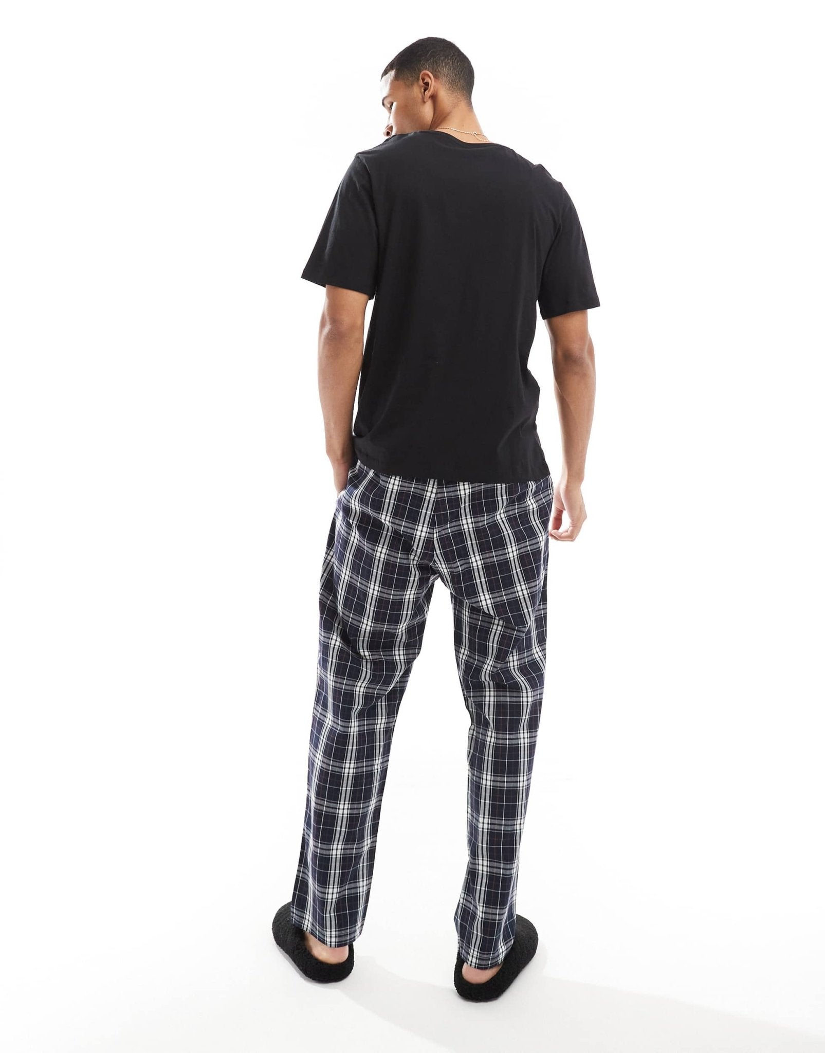Jack & Jones pyjama set in black check - ASOS Sample Sale EU Store