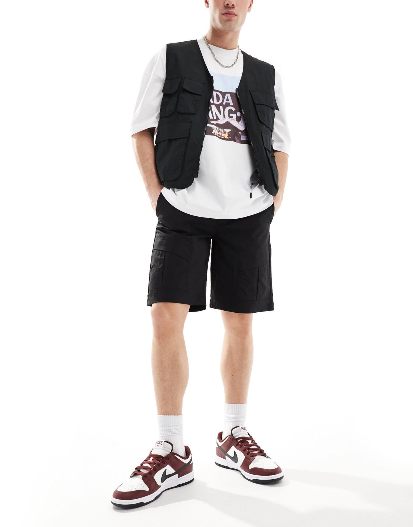 Jack & Jones tech cargo shorts in black - ASOS Sample Sale EU Store