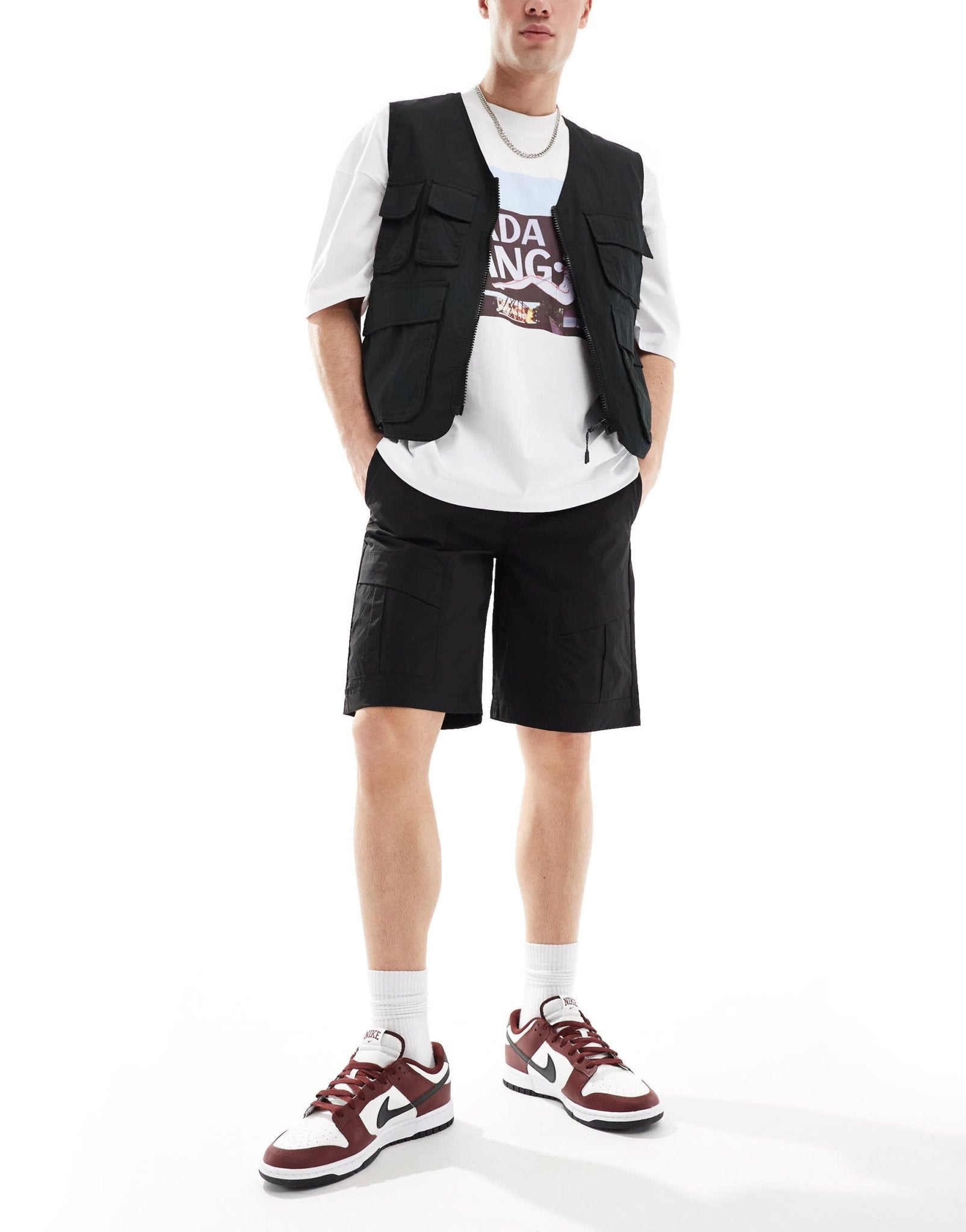 Jack & Jones tech cargo shorts in black - ASOS Sample Sale EU Store