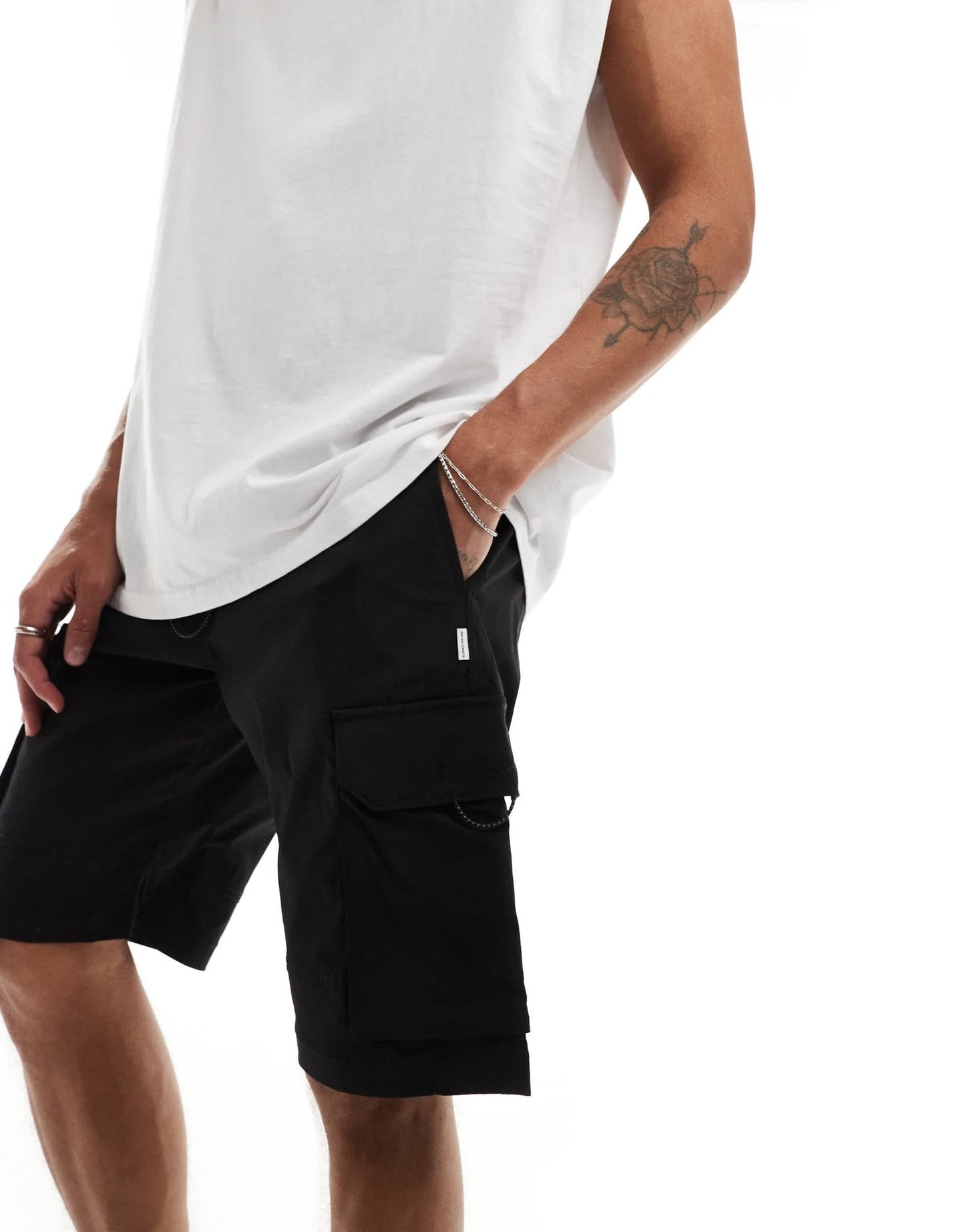 Jack & Jones technical cargo short in black - ASOS Sample Sale EU Store