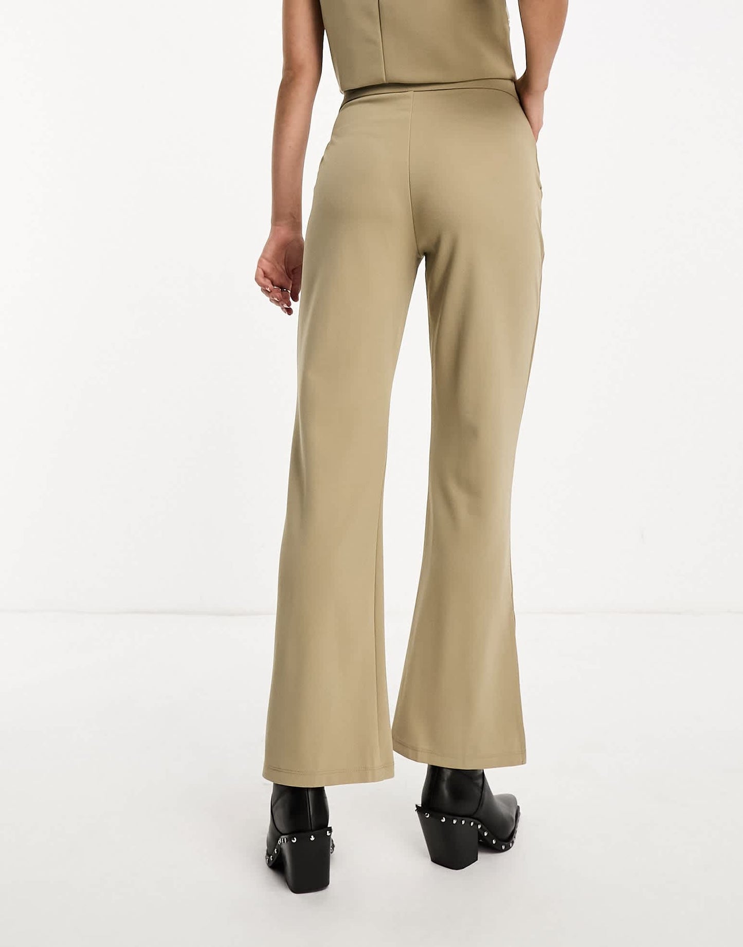 JDY front slit flare trouser in beige - ASOS Sample Sale EU Store