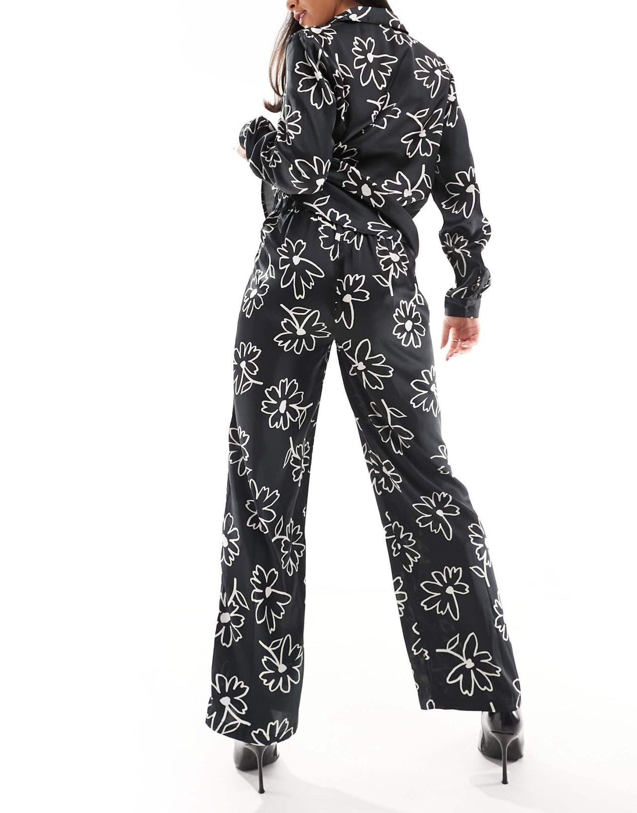 JDY wide leg trouser co - ord in black floral print - ASOS Sample Sale EU Store