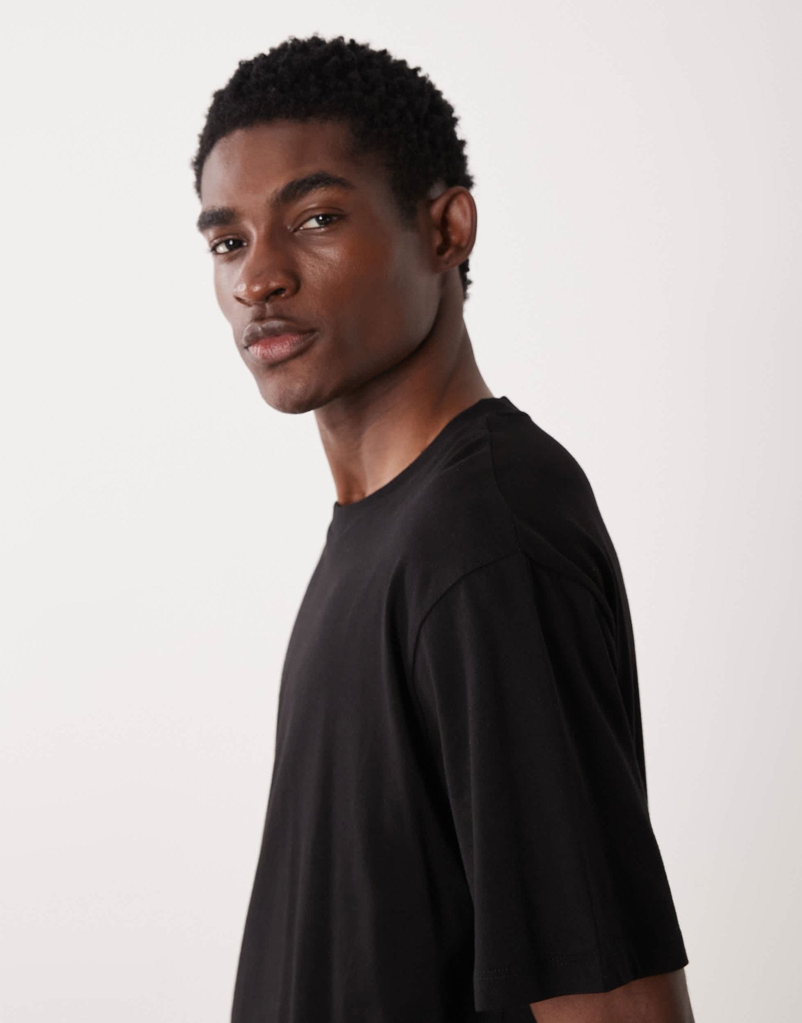 JJ Rebel oversized t-shirt in black - ASOS Sample Sale EU Store