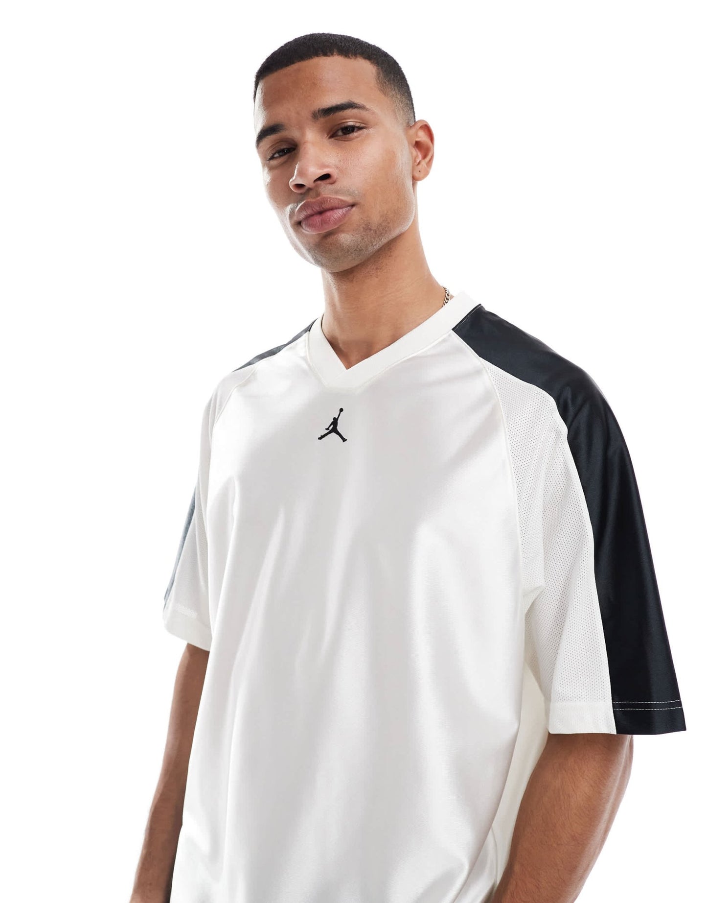 Jordan lifestyle jersey in sail and black - ASOS Sample Sale EU Store