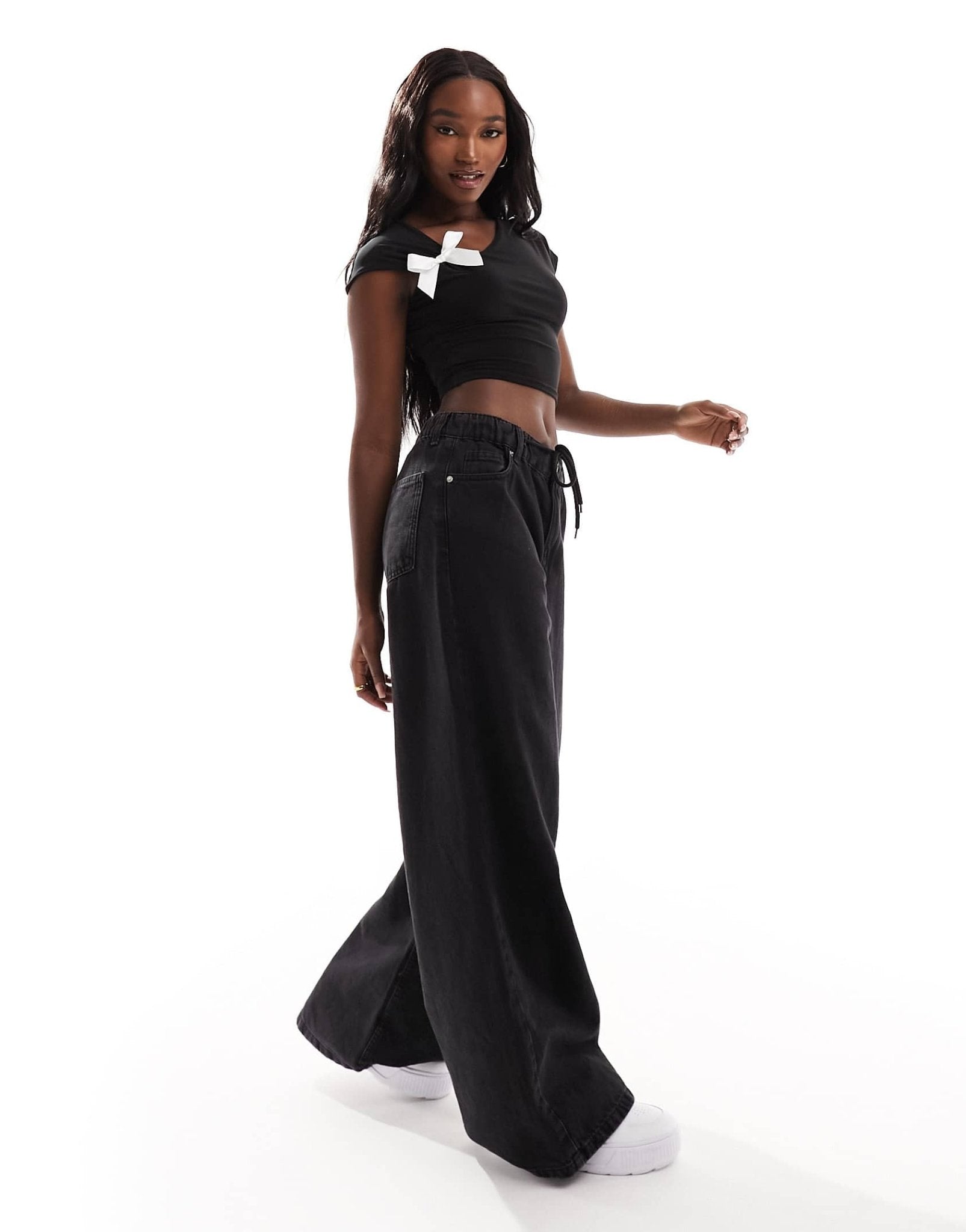 Kaiia exclusive bow detail cropped top in black - ASOS Sample Sale EU Store