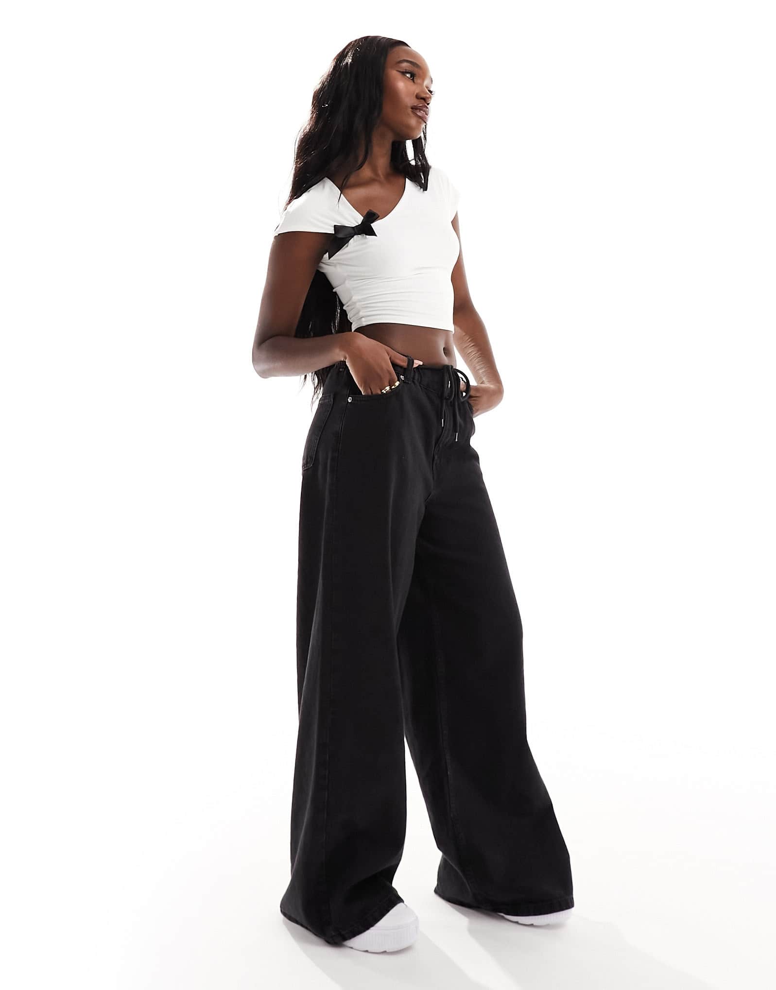 Kaiia exclusive bow detail cropped top in white - ASOS Sample Sale EU Store